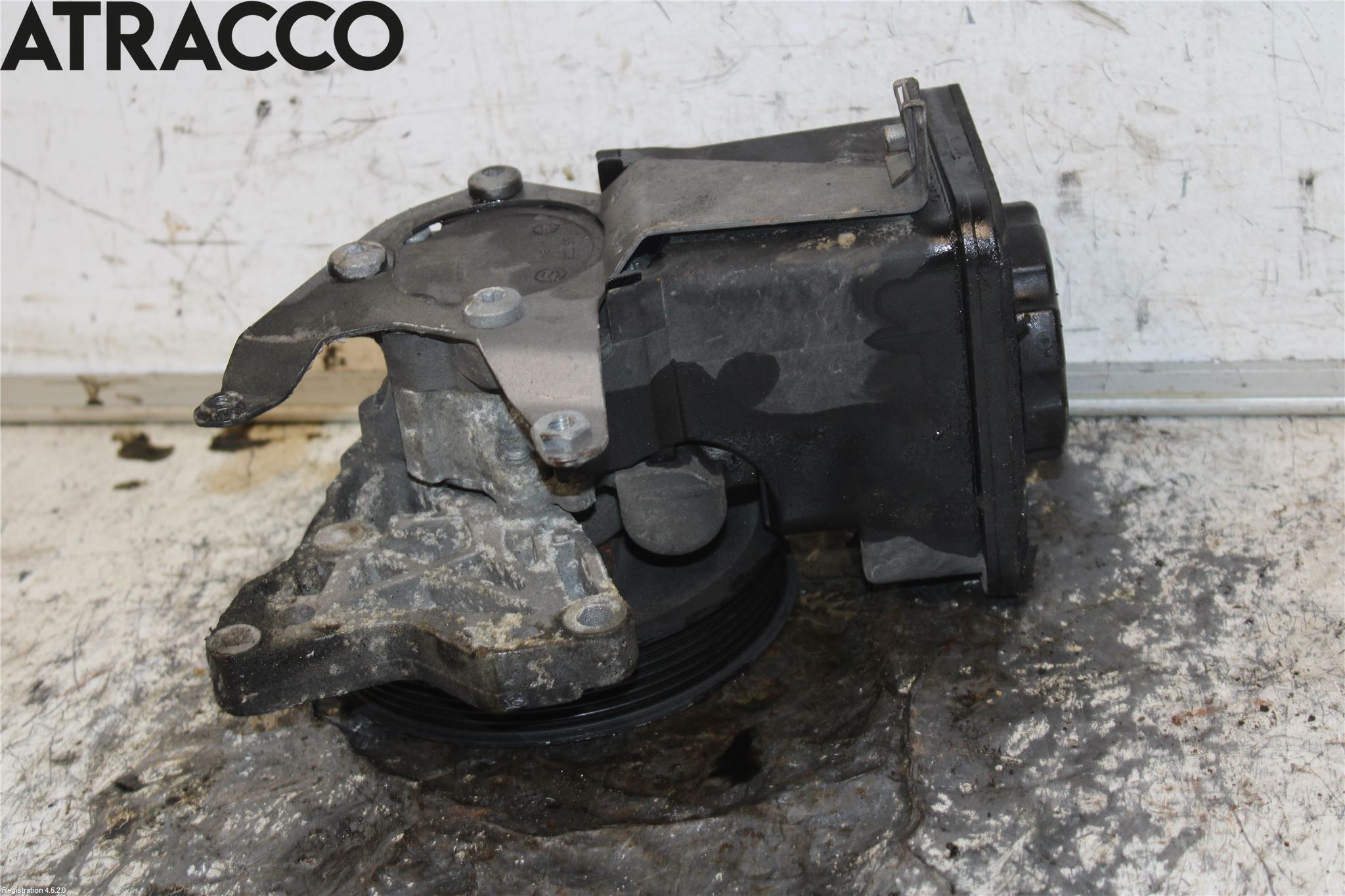 BMW 5 E60/61 Sed/Tou 02-10 Servo Pumpe