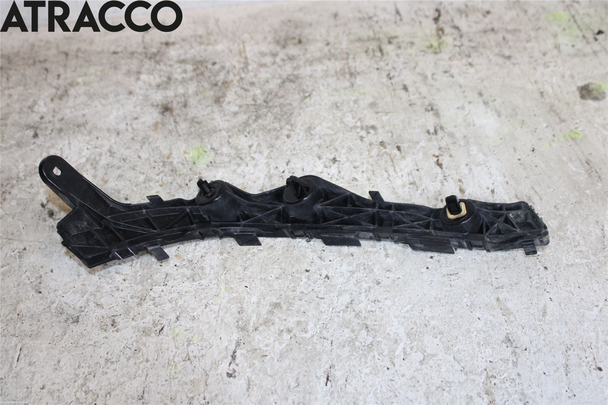 Mazda 2 (DE) 08-15 Støtfangerfeste Bak Høyre