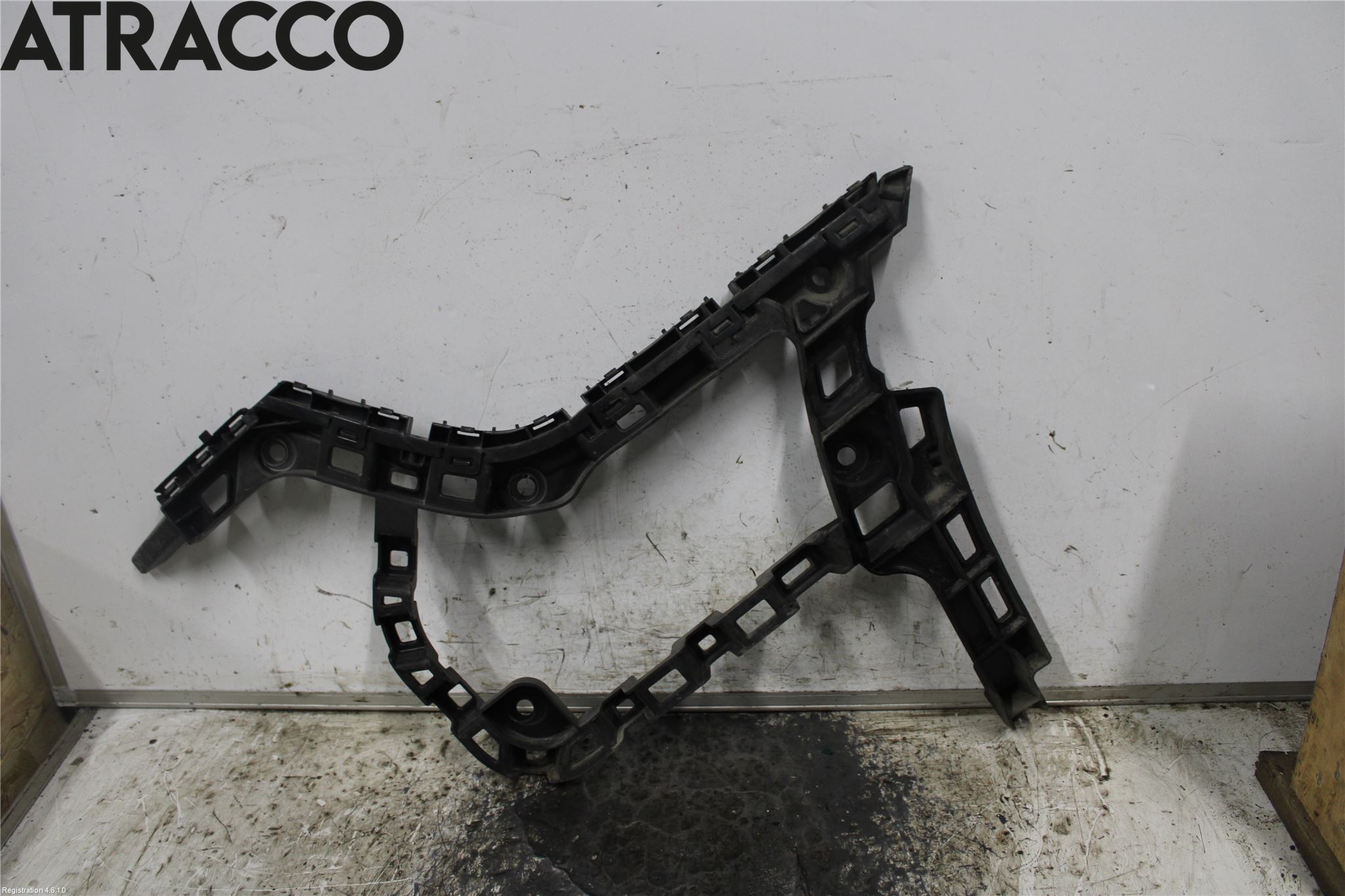 Volkswagen VW GOLF / E-GOLF VII 13-20 Støtfangerfeste Bak Høyre