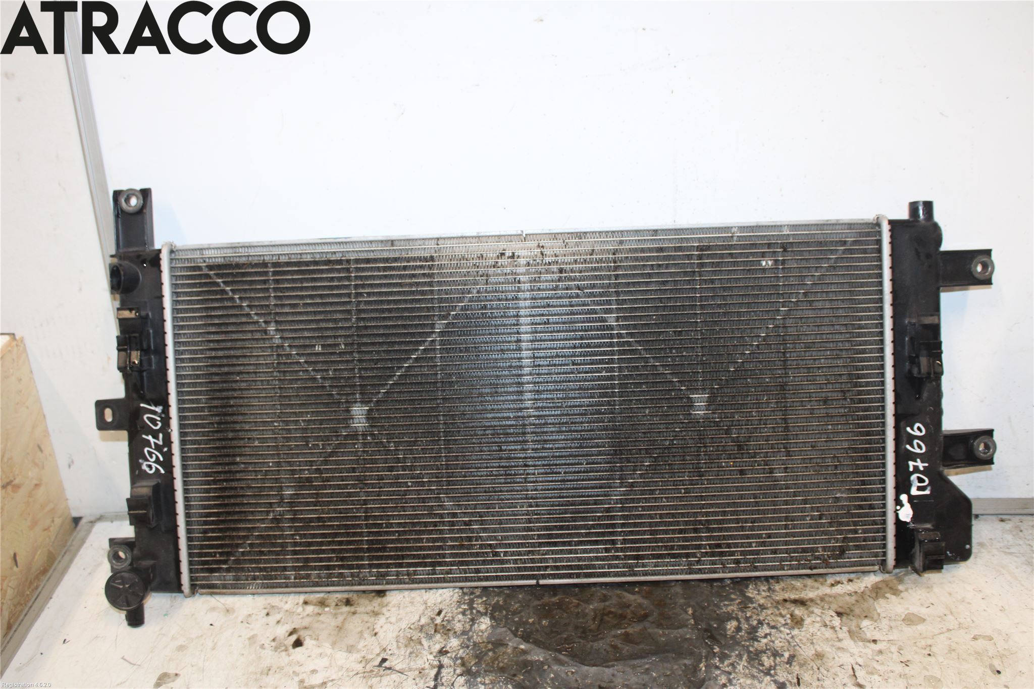 Nissan LEAF 18- Radiator Automat