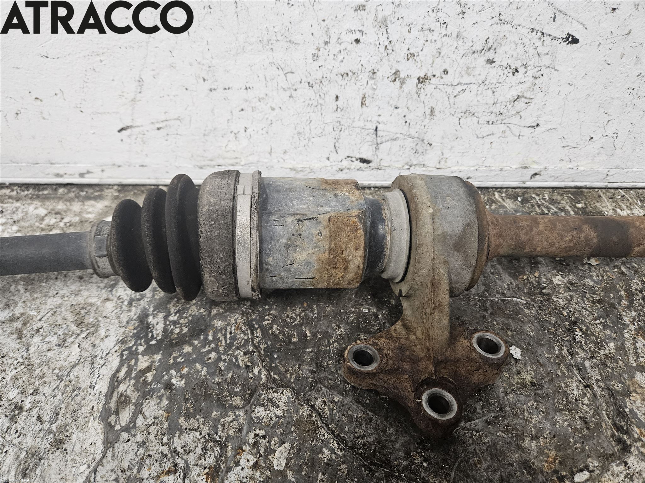 Mazda 2 (DE) 08-15 Drivaksel Foran Kompl Høyre