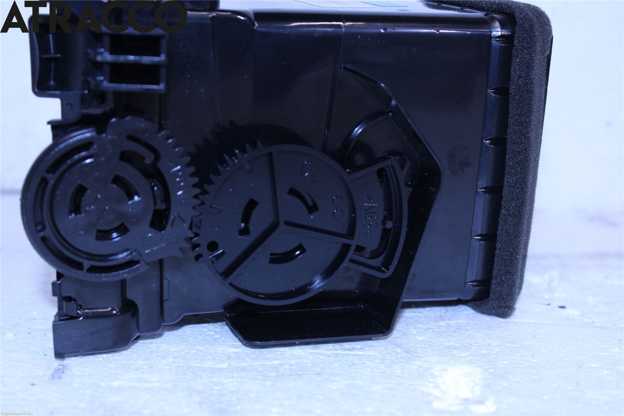 Nissan LEAF 11-17 Dashbord Kanal - Dyse