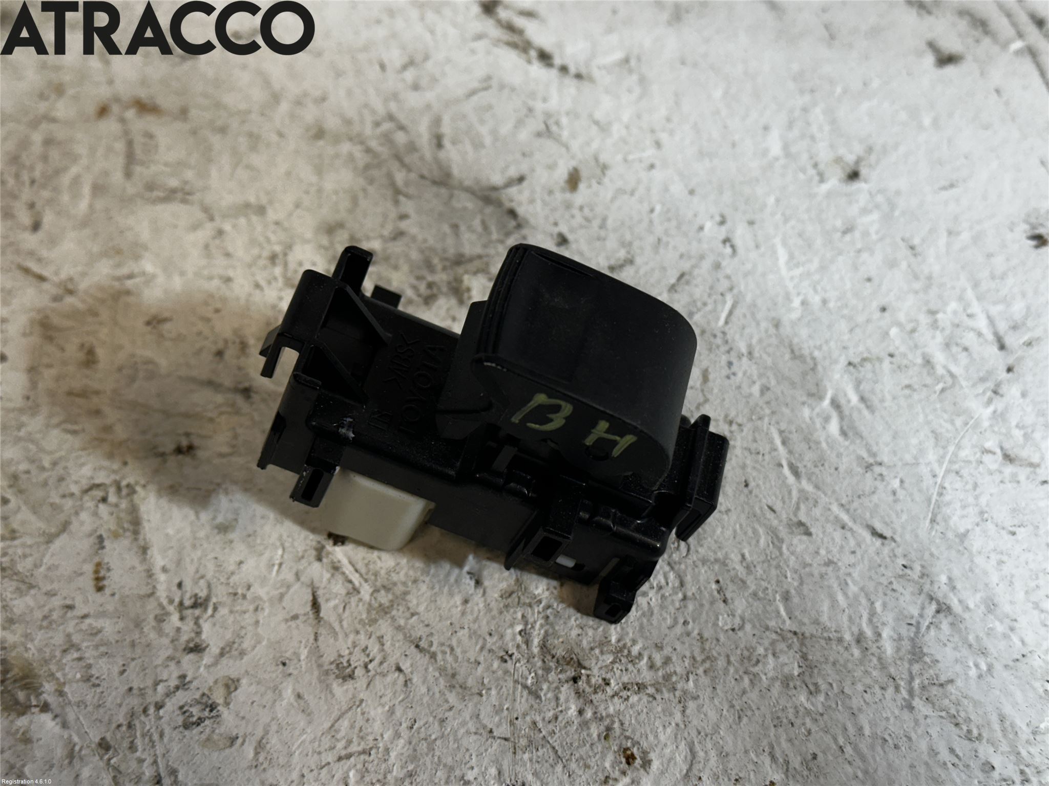 Toyota URBAN CRUISER Bryter Vindusheis