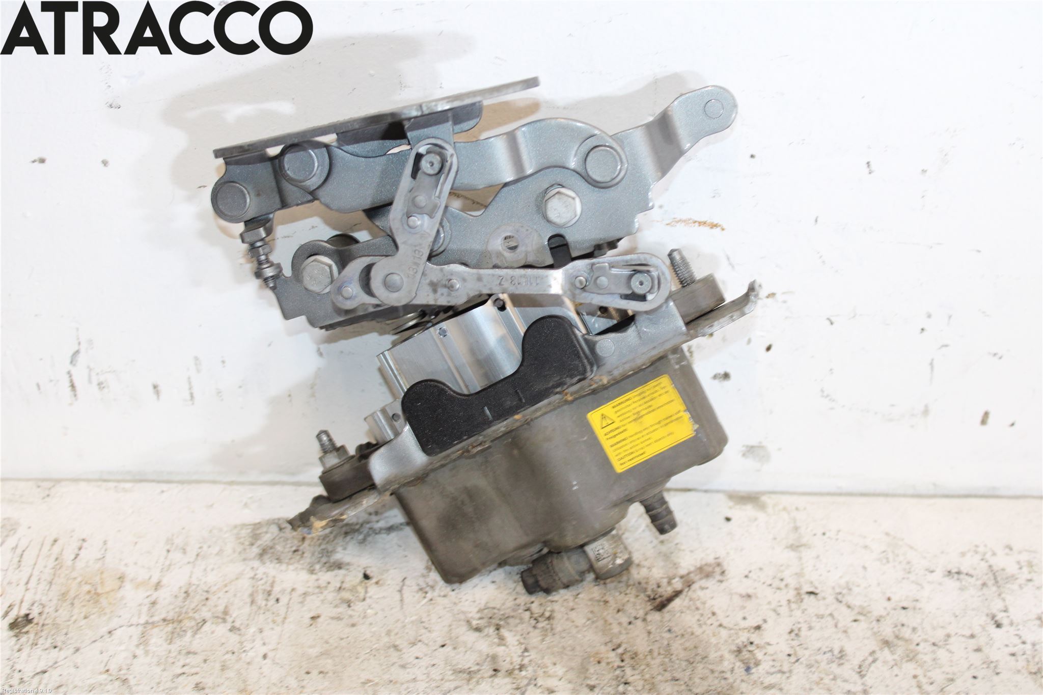 BMW 5 F10/F11/F18 09-17 Panser Hengsel - Hengsler