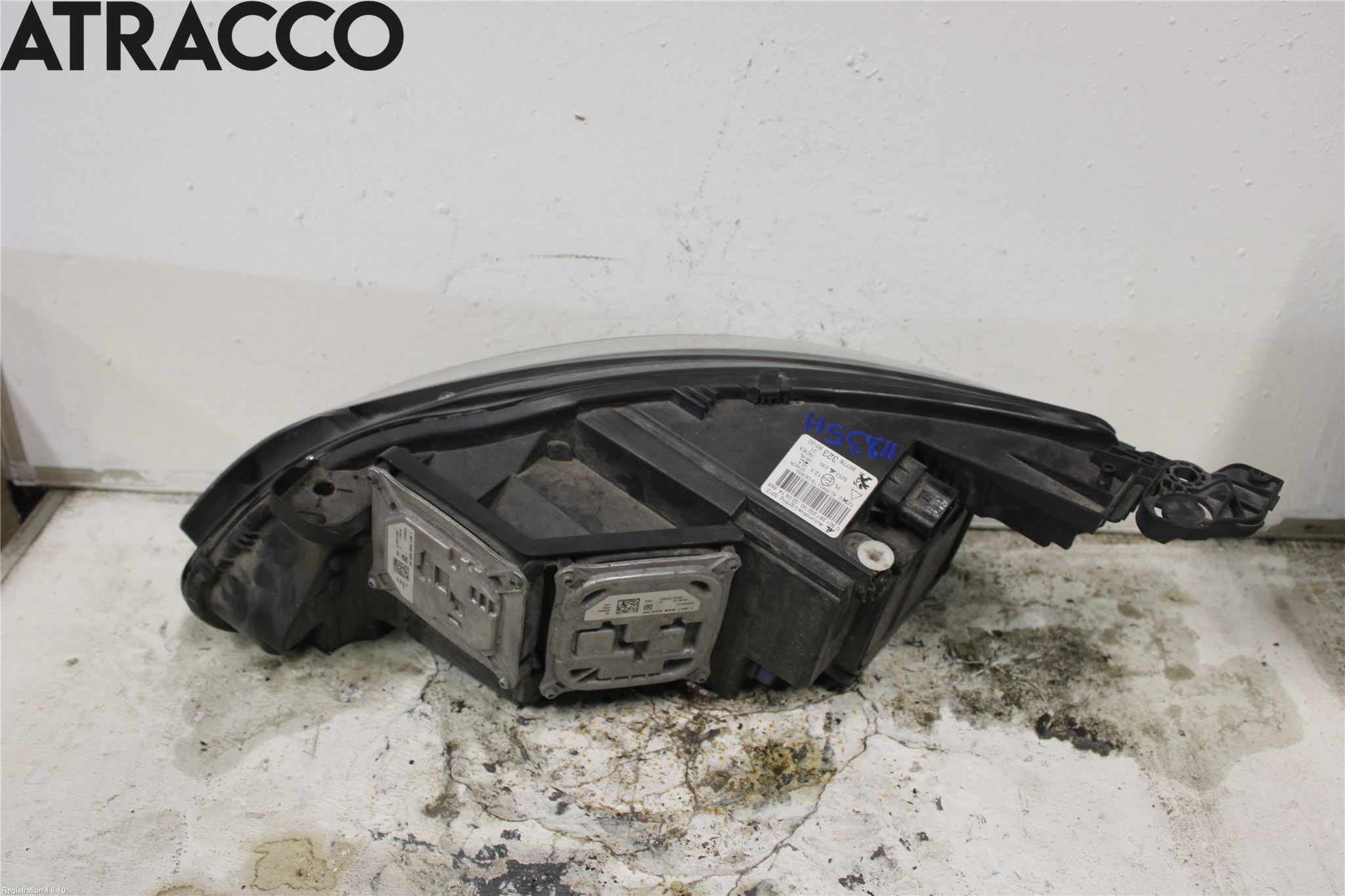 Peugeot 308 14-21 Frontlykt Høyre