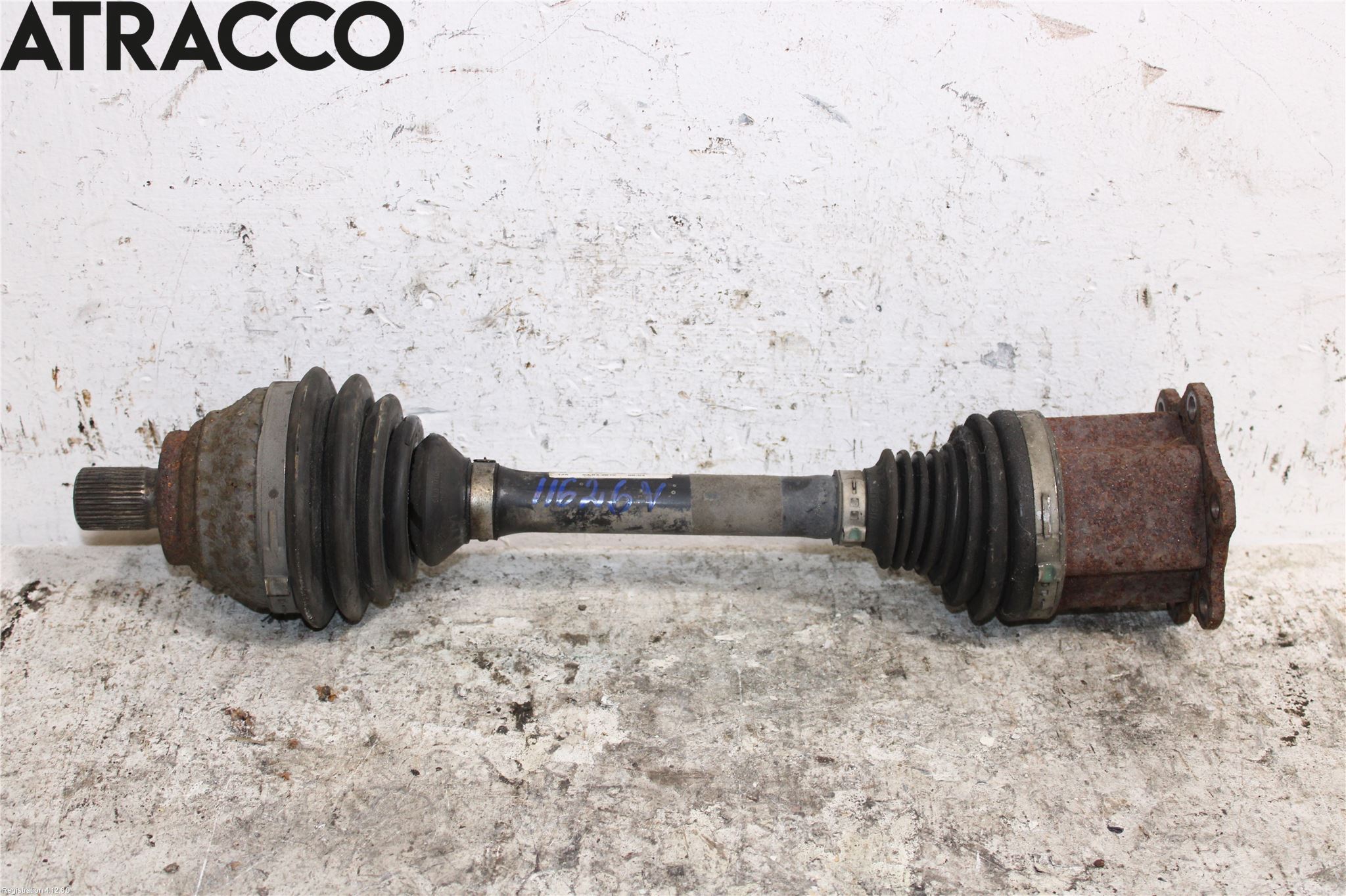Volkswagen VW PASSAT 05-11 Drivaksel Foran Kompl Venstre