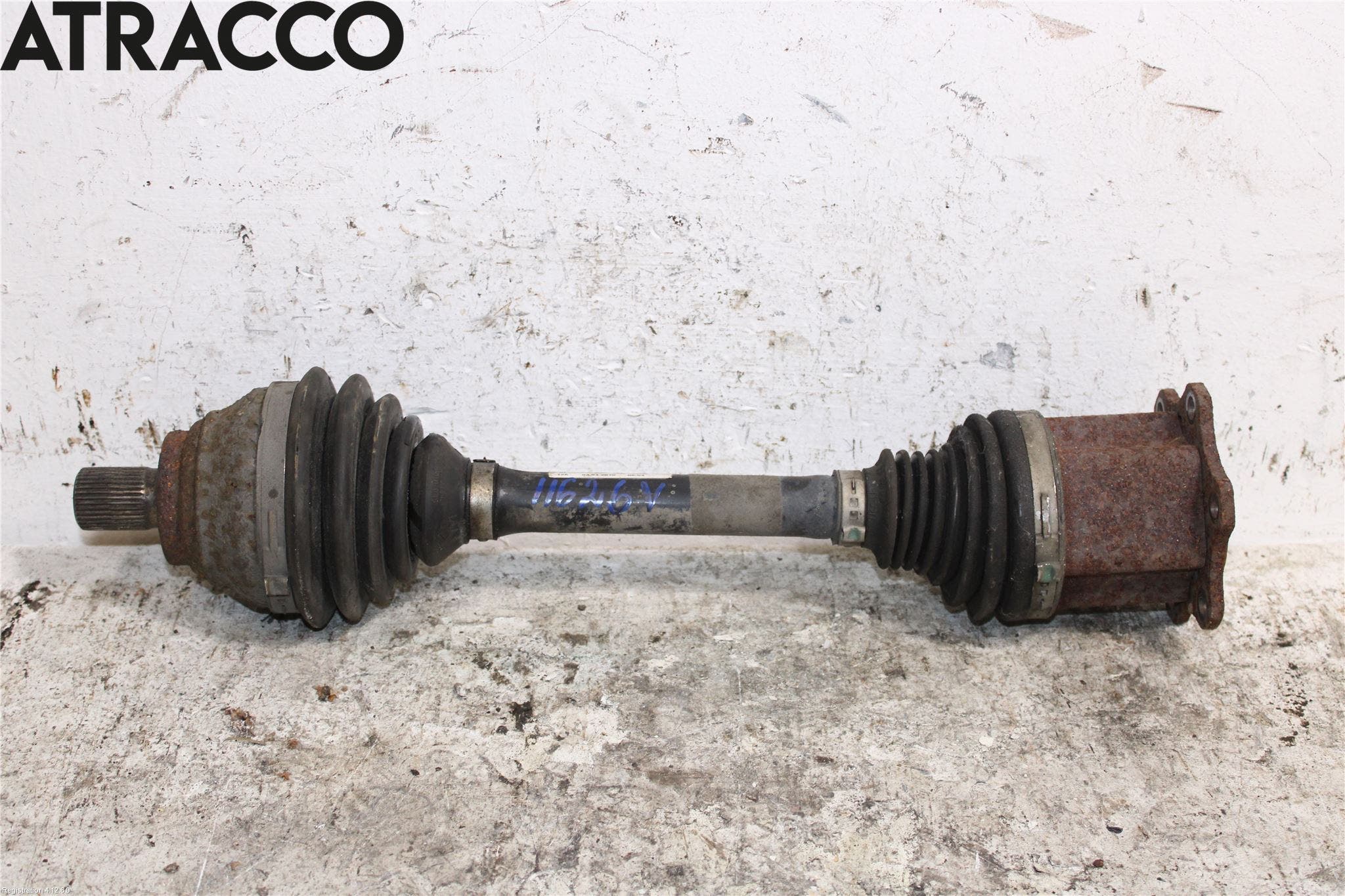 Volkswagen VW PASSAT 05-11 Drivaksel Foran Kompl Venstre