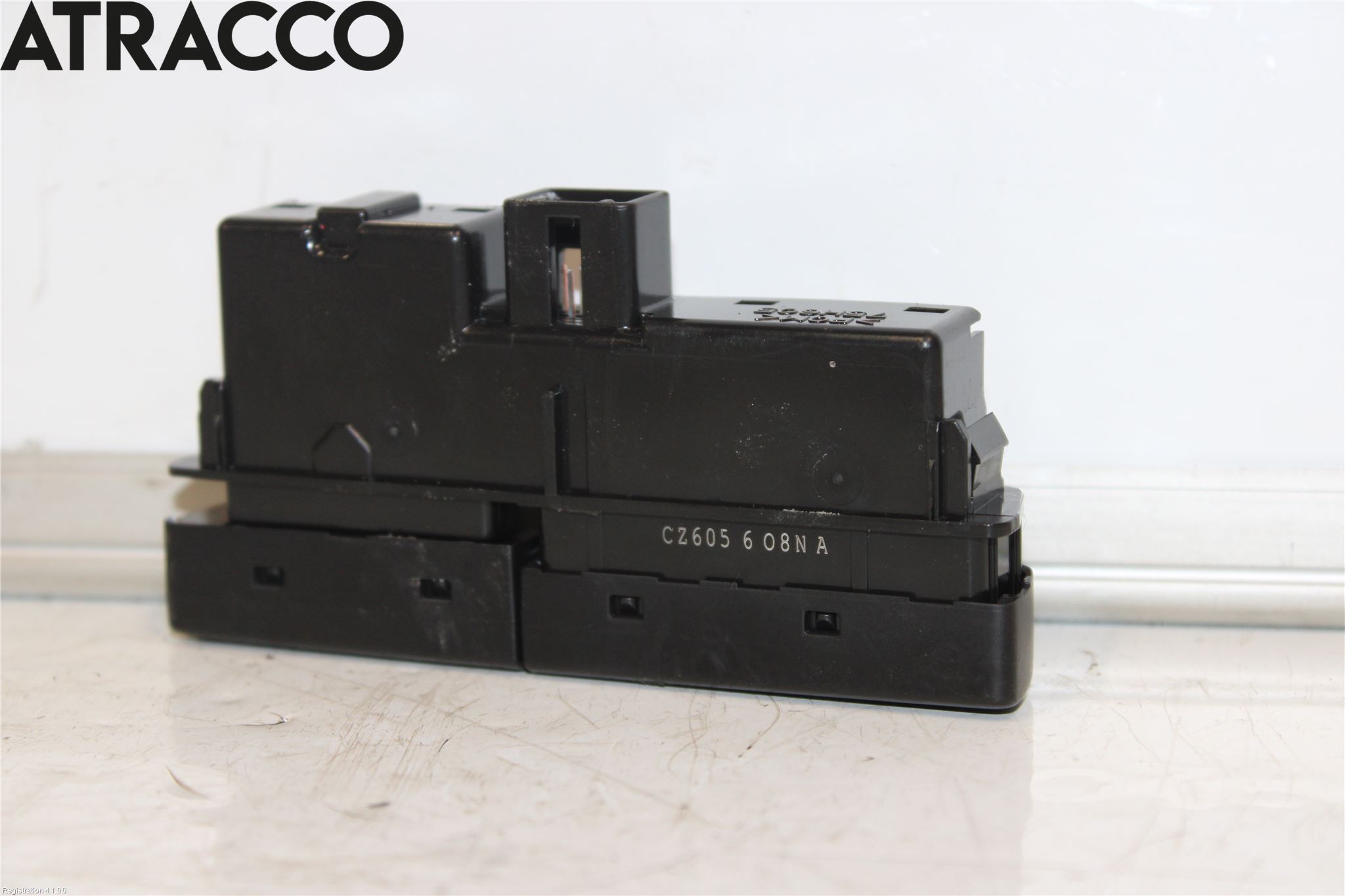 Suzuki VITARA 15- Bryter Varsel (Nødblink)