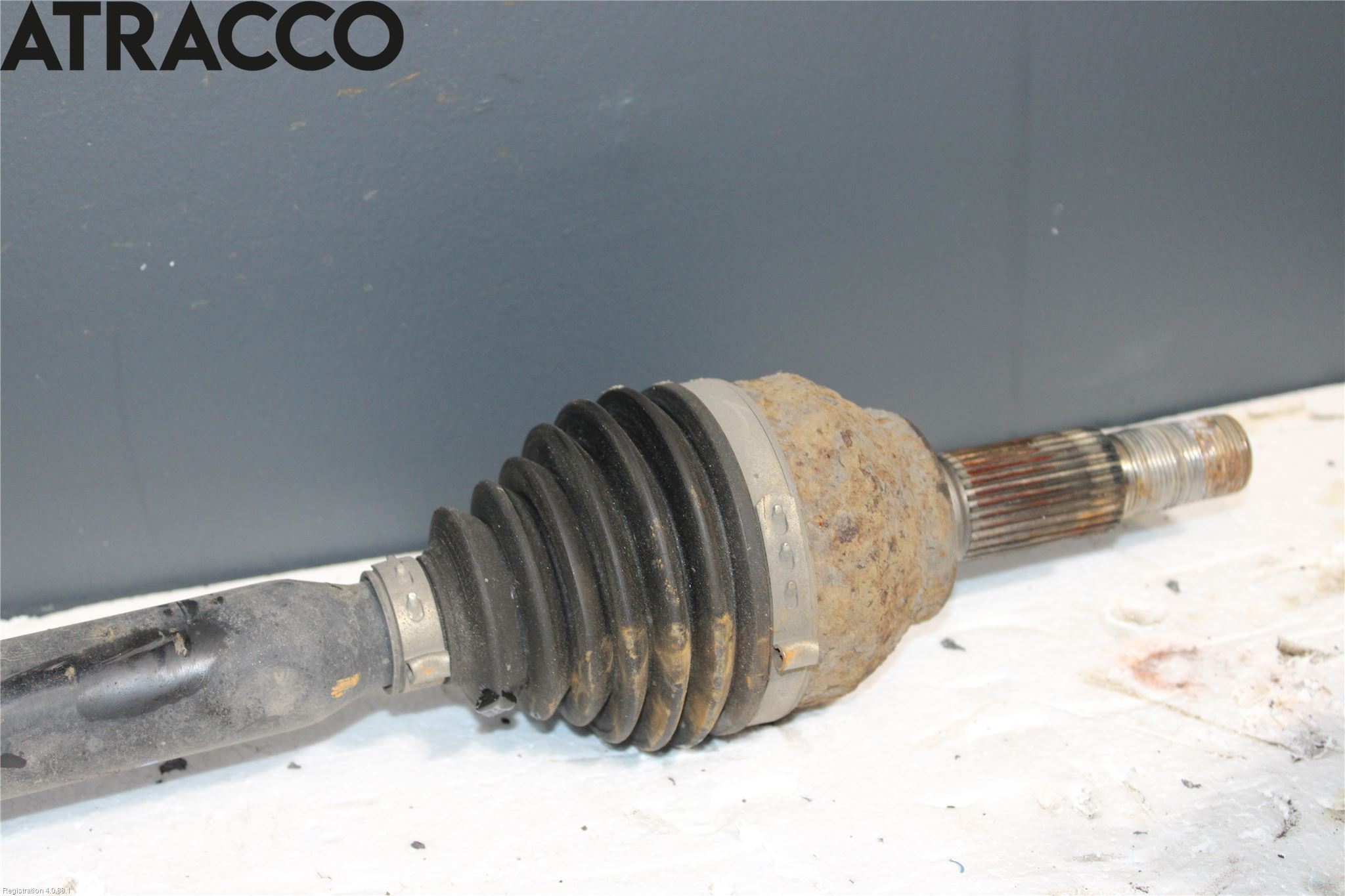 Nissan LEAF 11-17 Drivaksel Foran Kompl Venstre