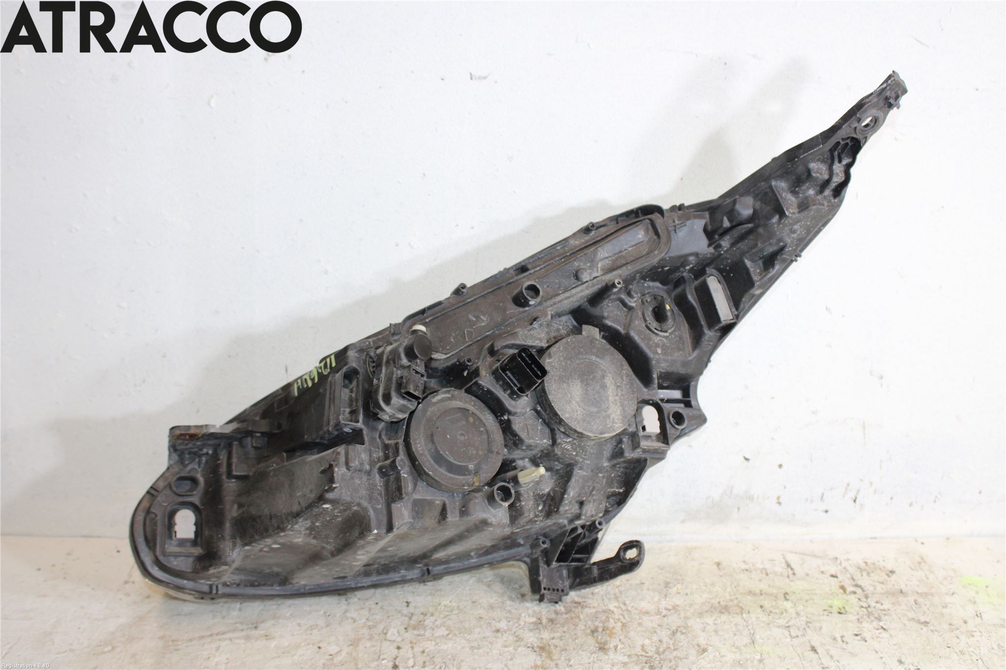 Peugeot 208 12-15 Frontlykt Høyre