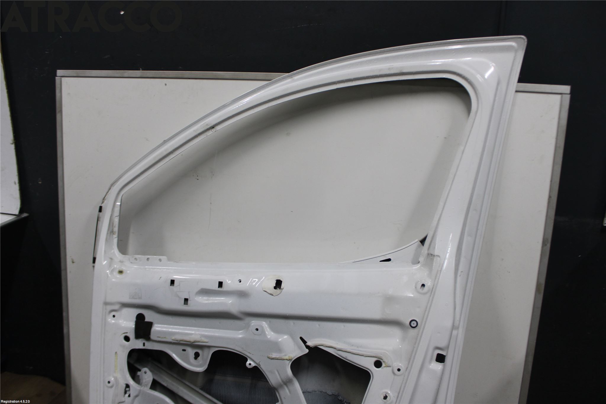 Peugeot PARTNER 16-18 Dør 4D Foran Høyre