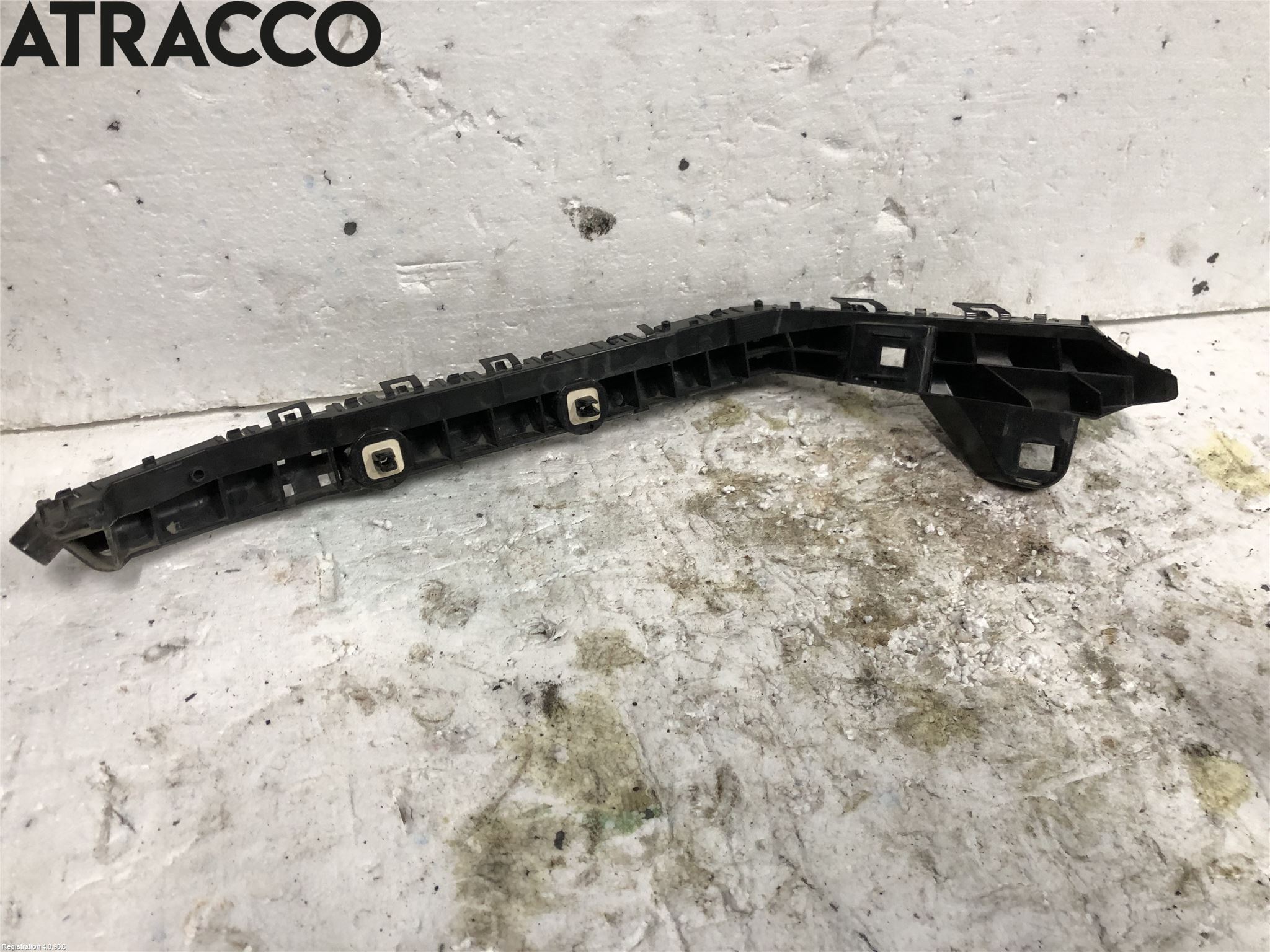 Nissan LEAF 11-17 Støtfanger Bak Feste