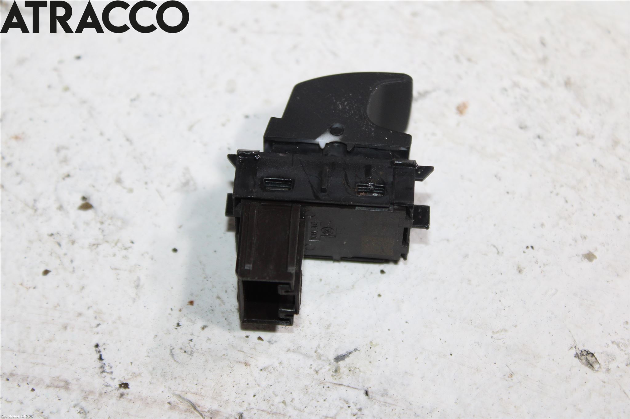 Skoda ENYAQ iV 21- Bryter Vindusheis