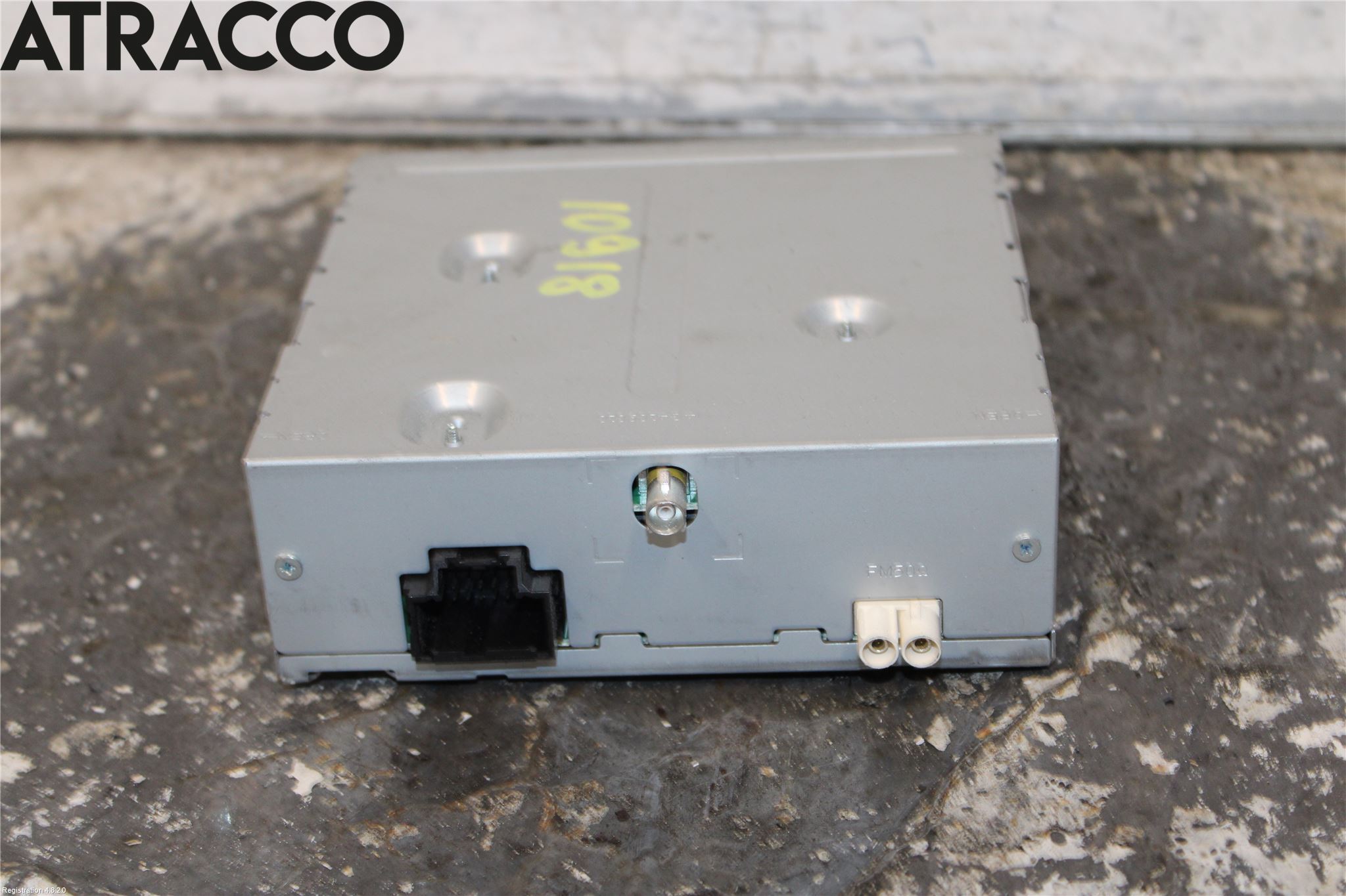 Tesla MODEL S 13- Stereo Radio