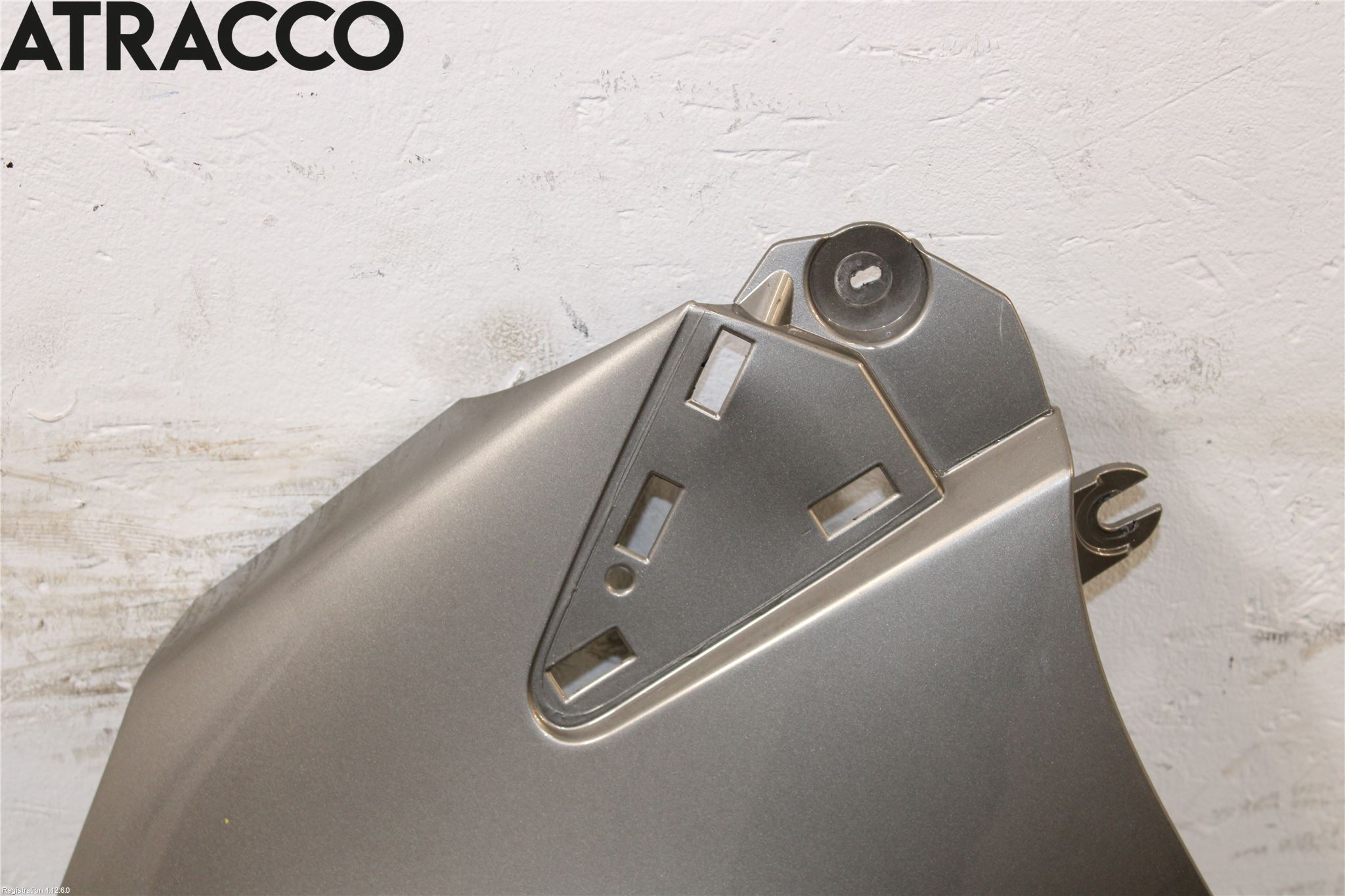 Renault CAPTUR 13-19 Skjerm Foran Venstre