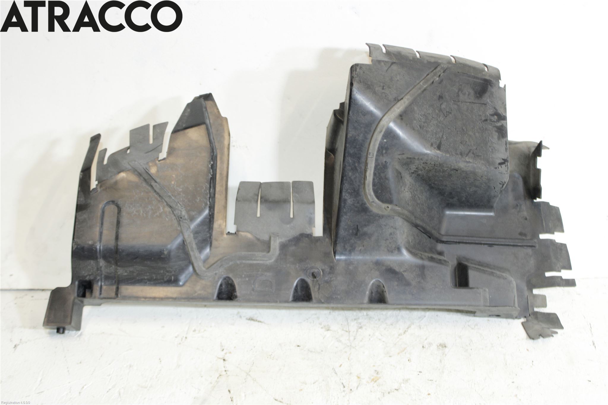 Peugeot 5008 10-16 Luftstyring Front