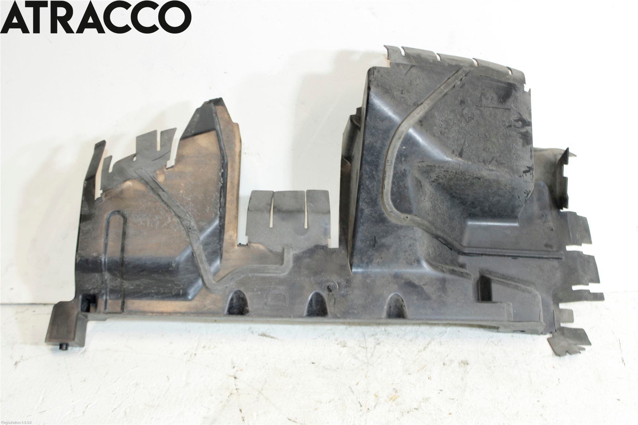 Peugeot 5008 10-16 Luftstyring Front