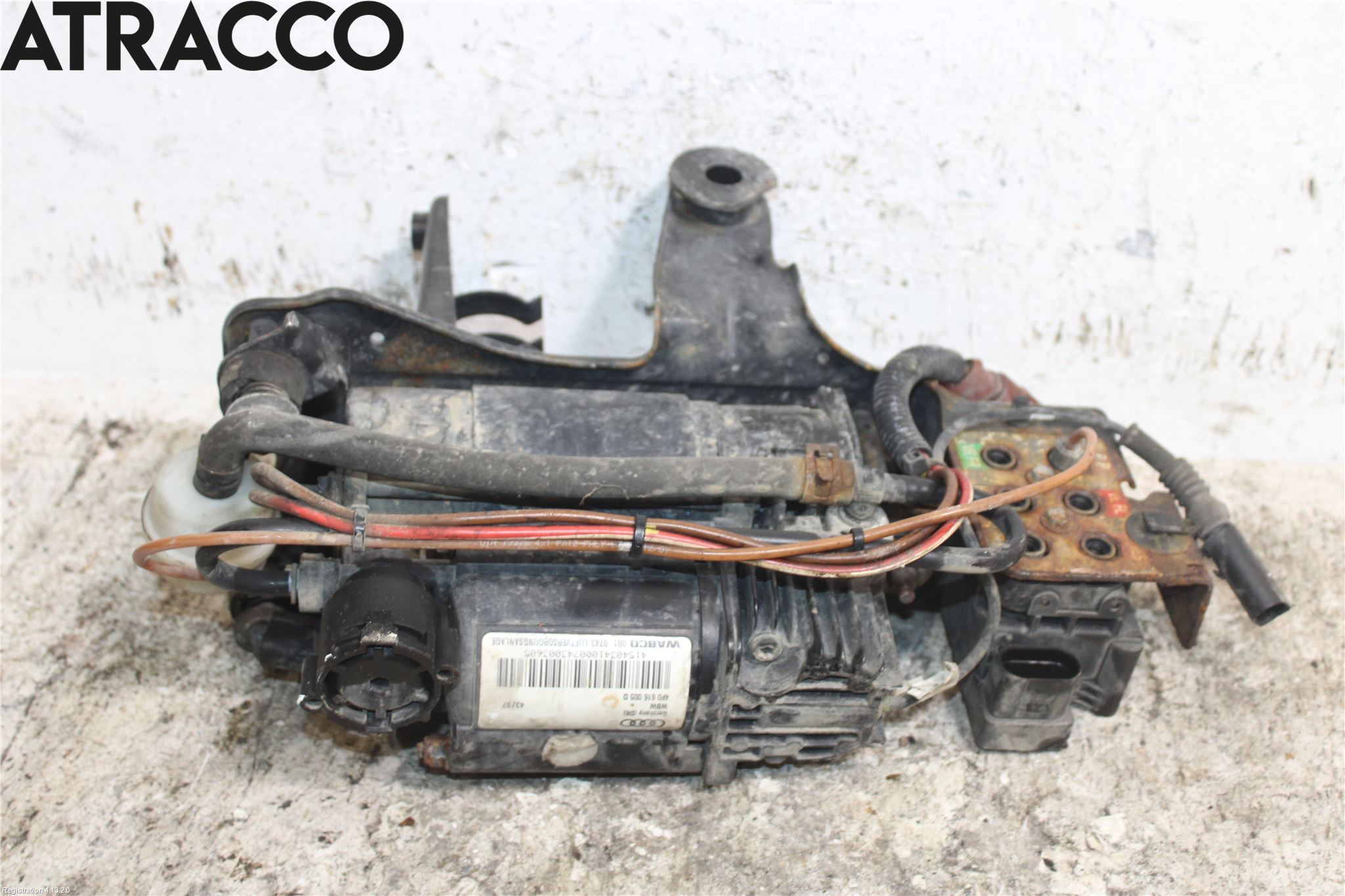Audi A6/S6     05-11 Fjæring Kompressor Støtd-Fjæri