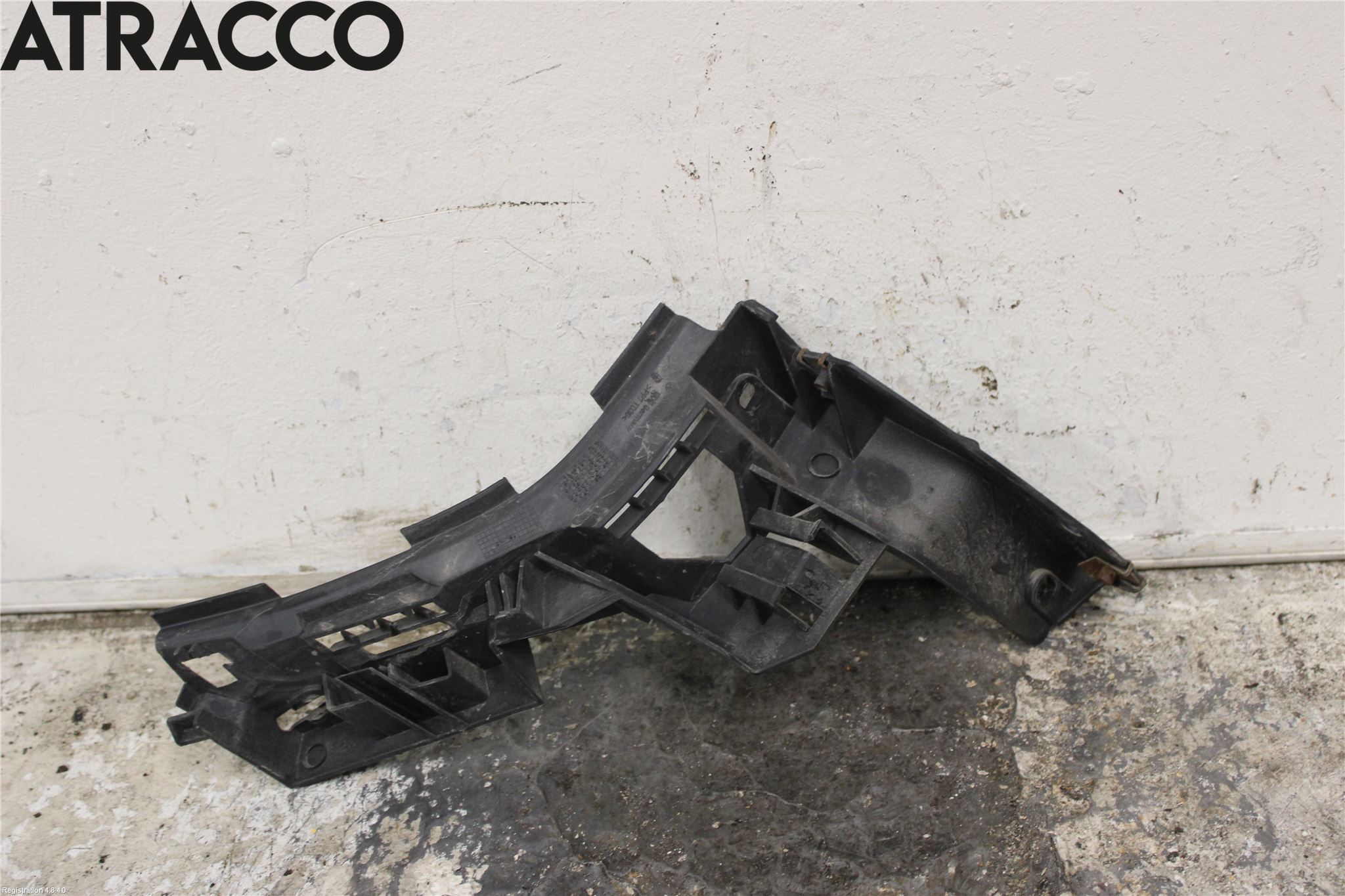 Volkswagen VW GOLF PLUS/CROSS GOLF 04-14 Støtfangerfeste Bak Venstre