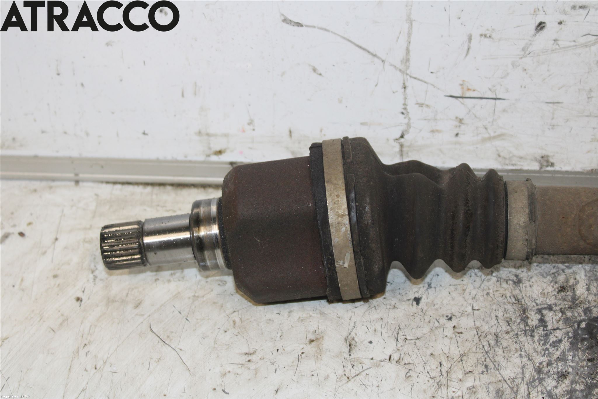 Peugeot 5008 10-16 Drivaksel Foran Kompl Venstre