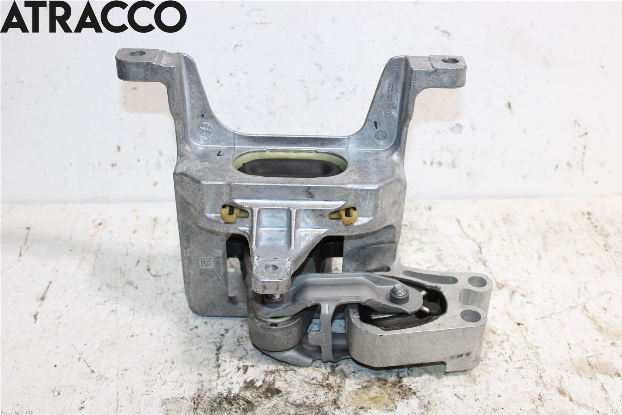 Mercedes-Benz MB EQB (X243) 22- Motor Feste Gummi