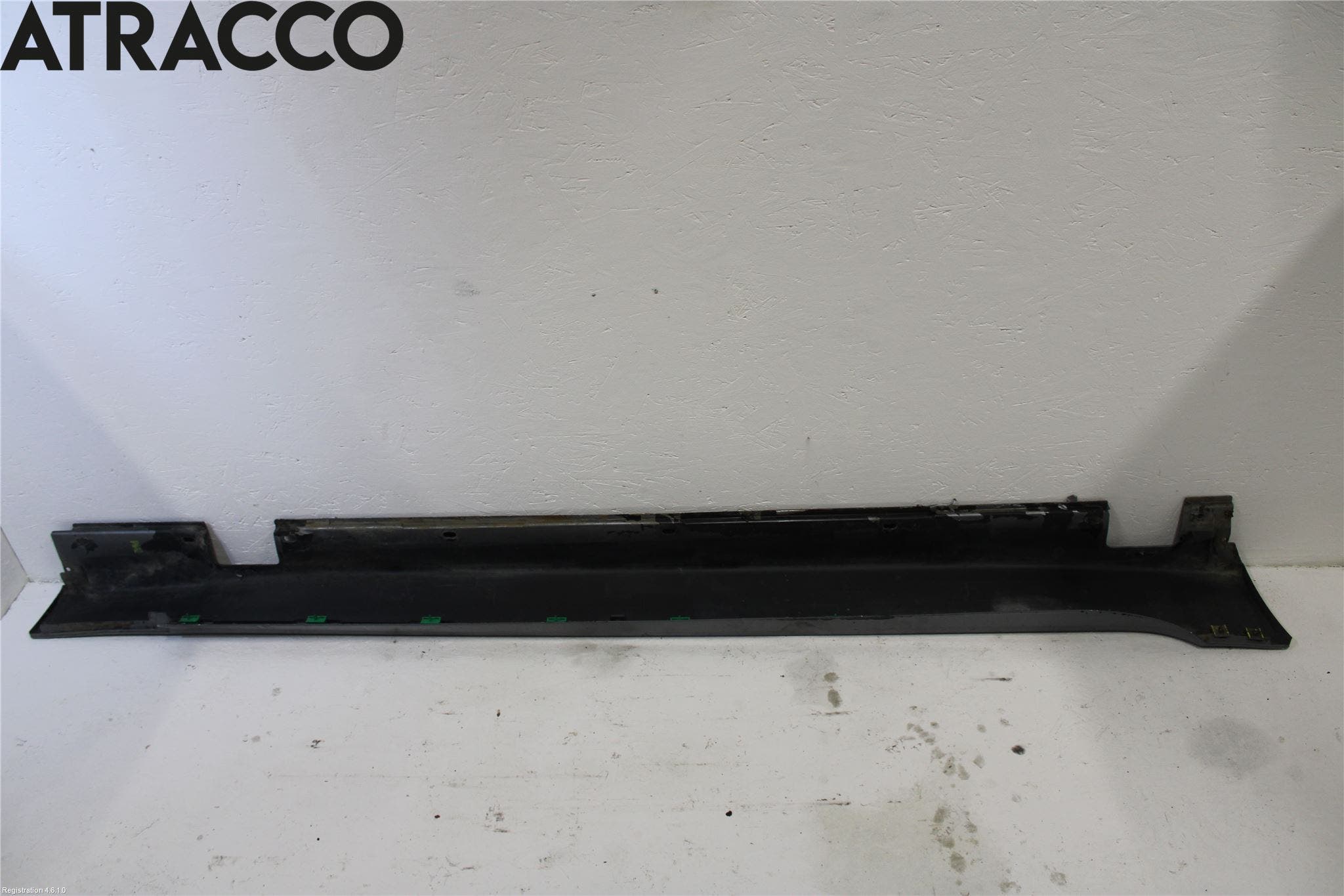 BMW 5 E60/61 Sed/Tou 02-10 Kanalskjørt Venstre