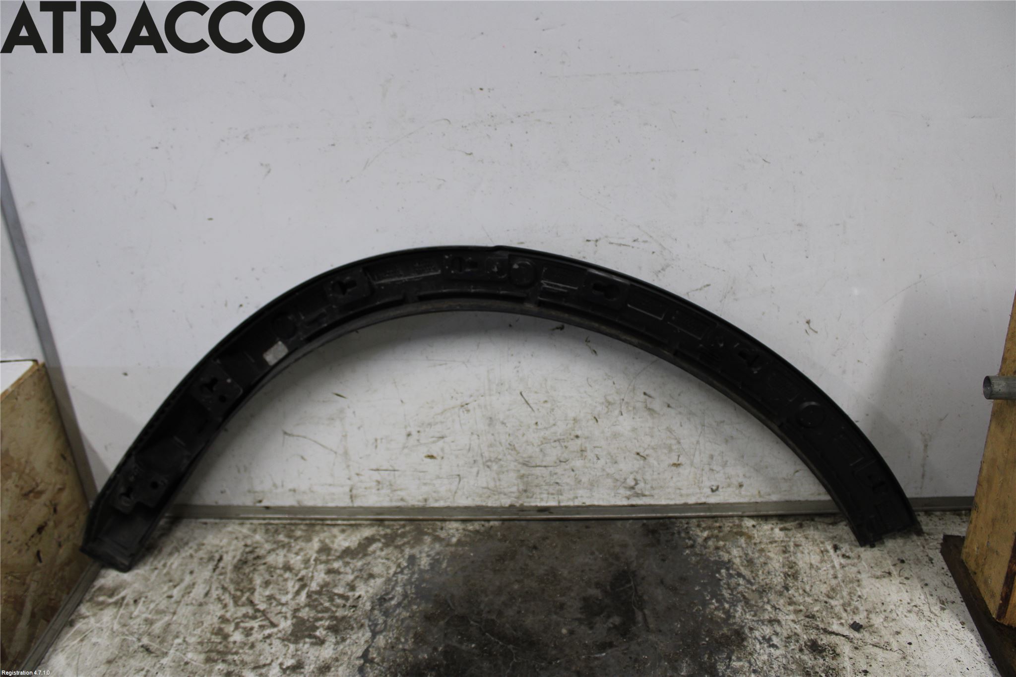 Volvo XC40/RECHARGE 18- Skjerm Bredder