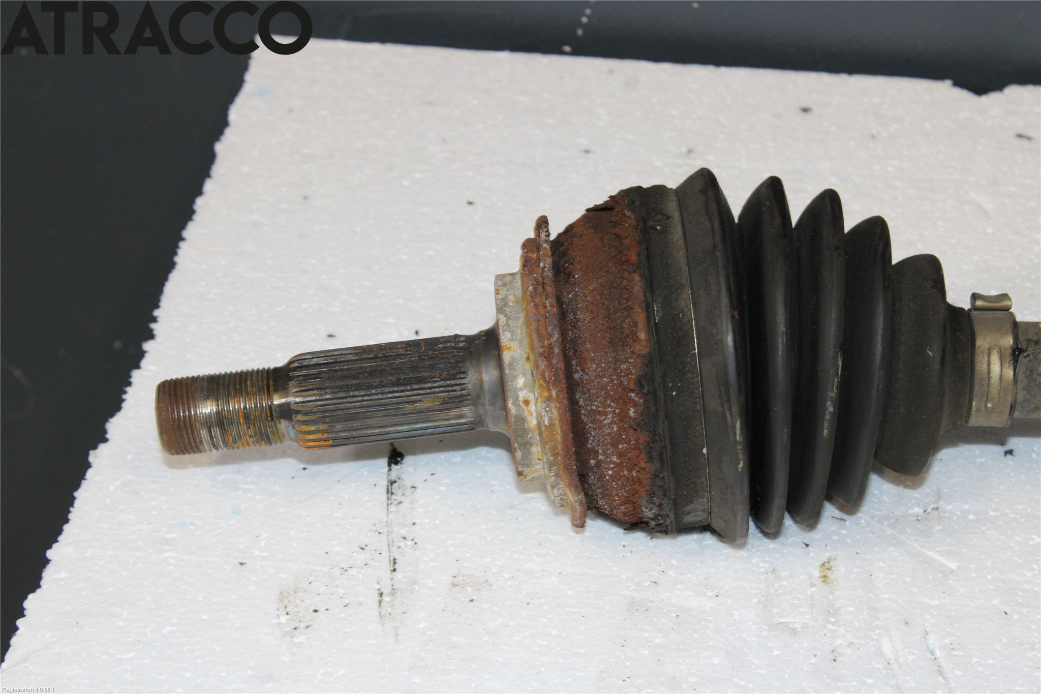 Toyota YARIS XP90 06-11 Drivaksel Foran Kompl Venstre