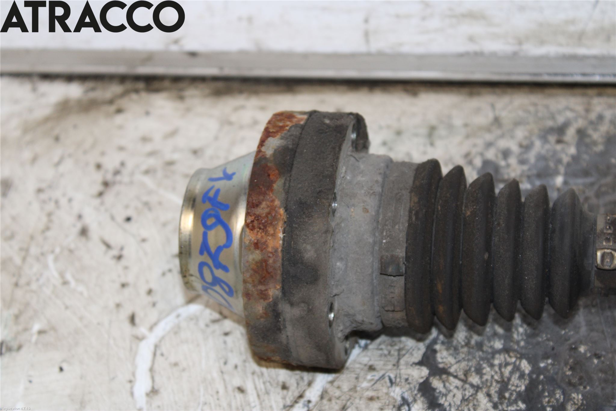 Audi Q7/SQ7 Drivaksel Foran Kompl Venstre