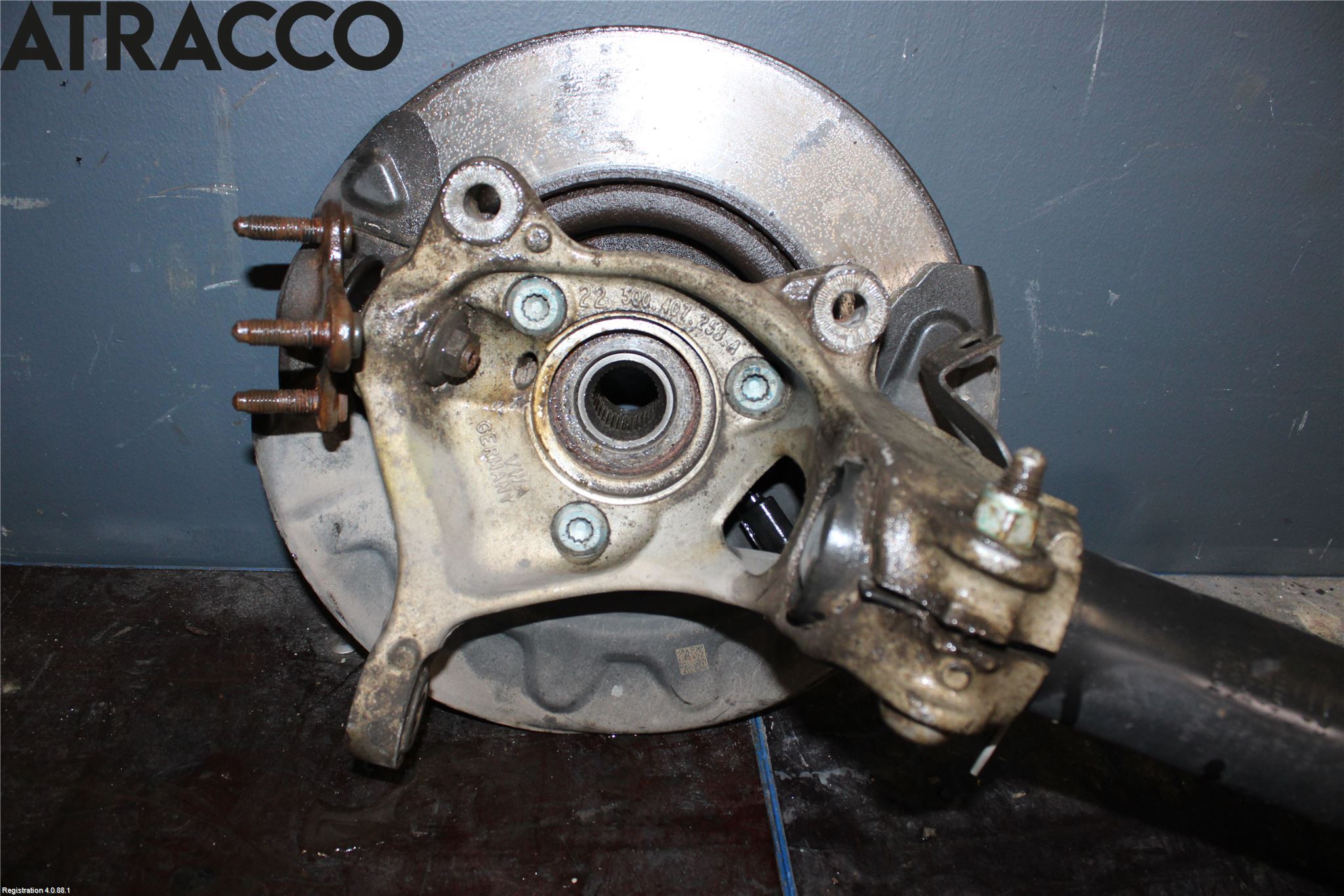 Volkswagen VW PASSAT 15-19 Fjærbein Foran Venstre