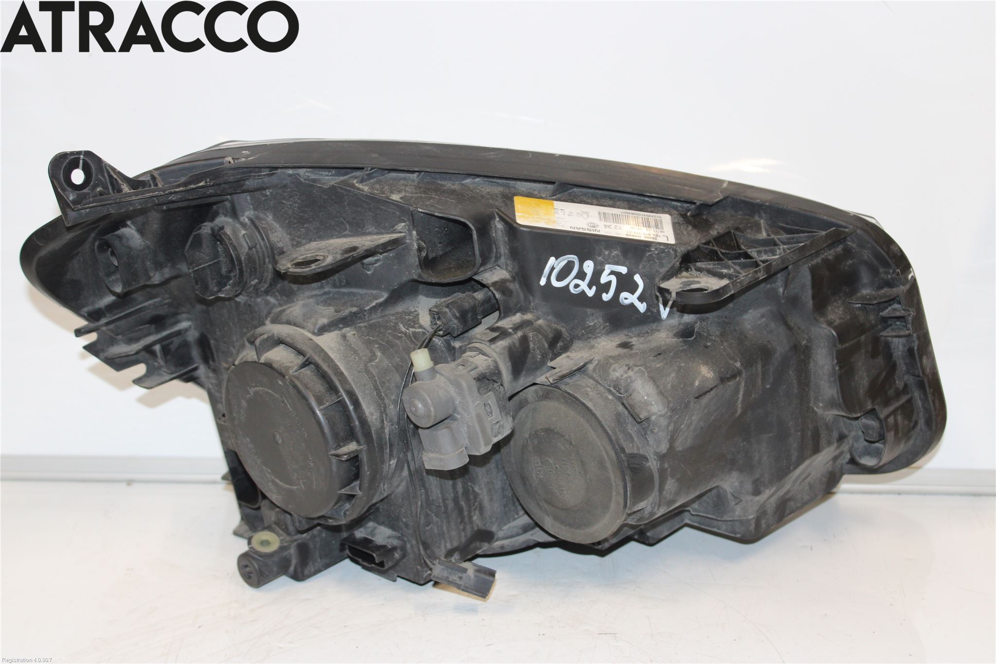 Nissan QASHQAI+2  10-14 Frontlykt Venstre