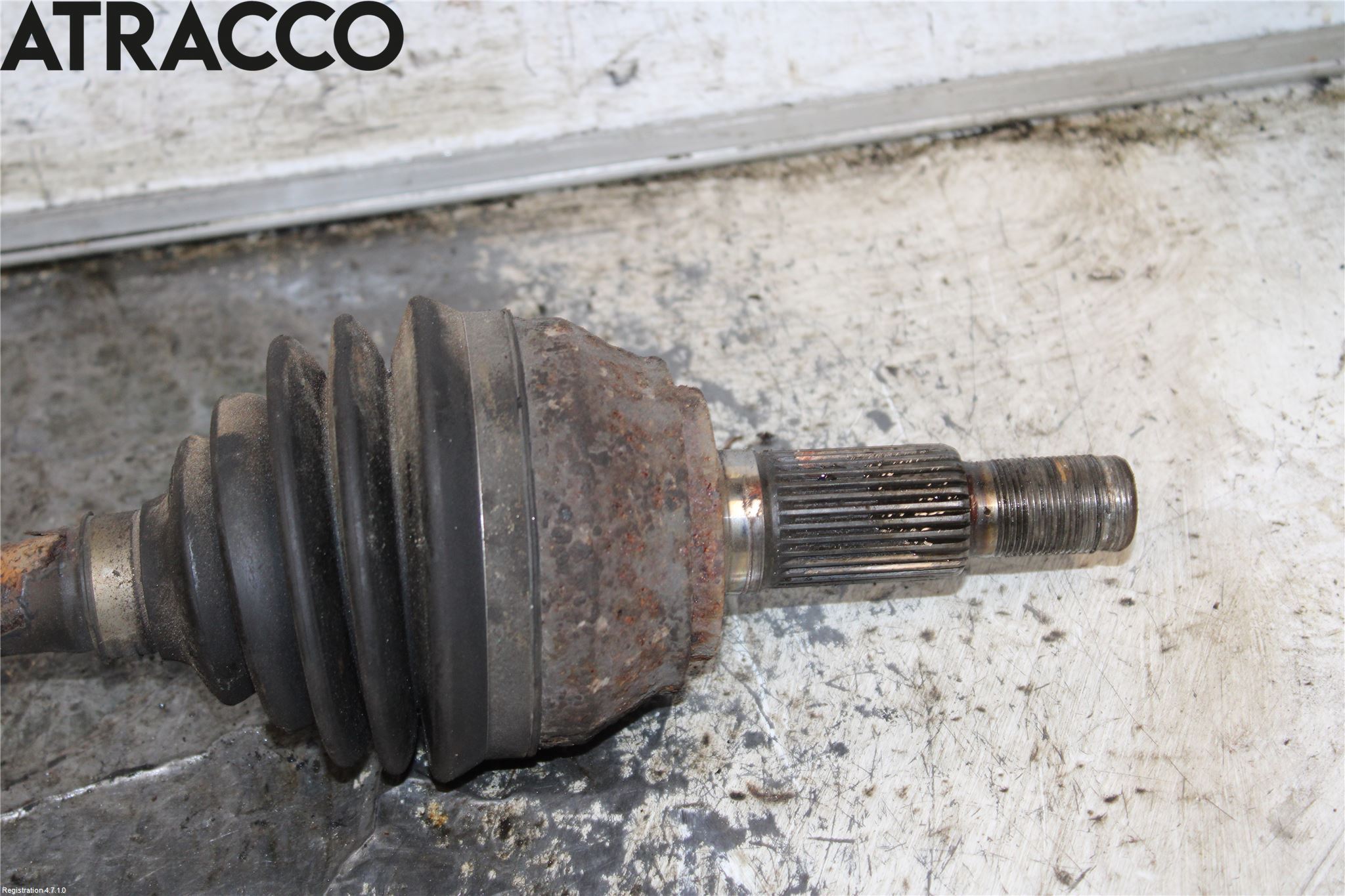 Audi Q7/SQ7 Drivaksel Foran Kompl Venstre