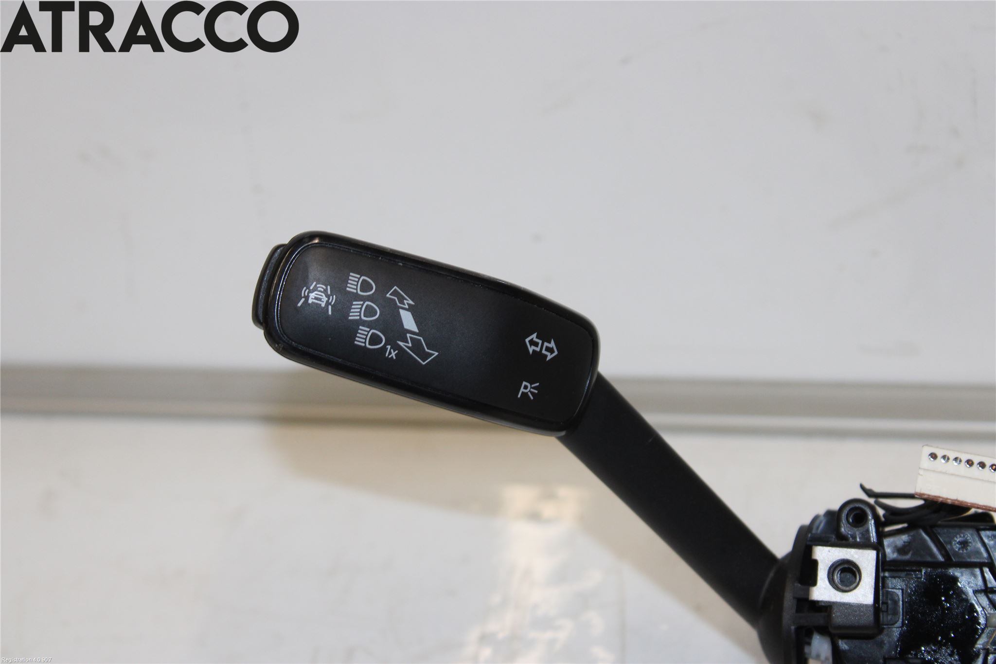 Volkswagen VW GOLF / E-GOLF VII 13-20 Bryter Ratt Kombi H Og V