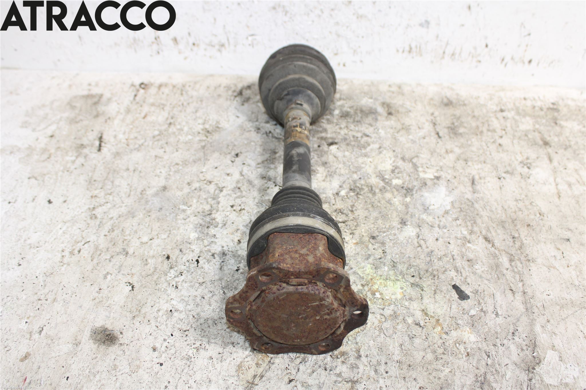 Audi A4/S4 08-11 Drivaksel Foran Kompl Venstre