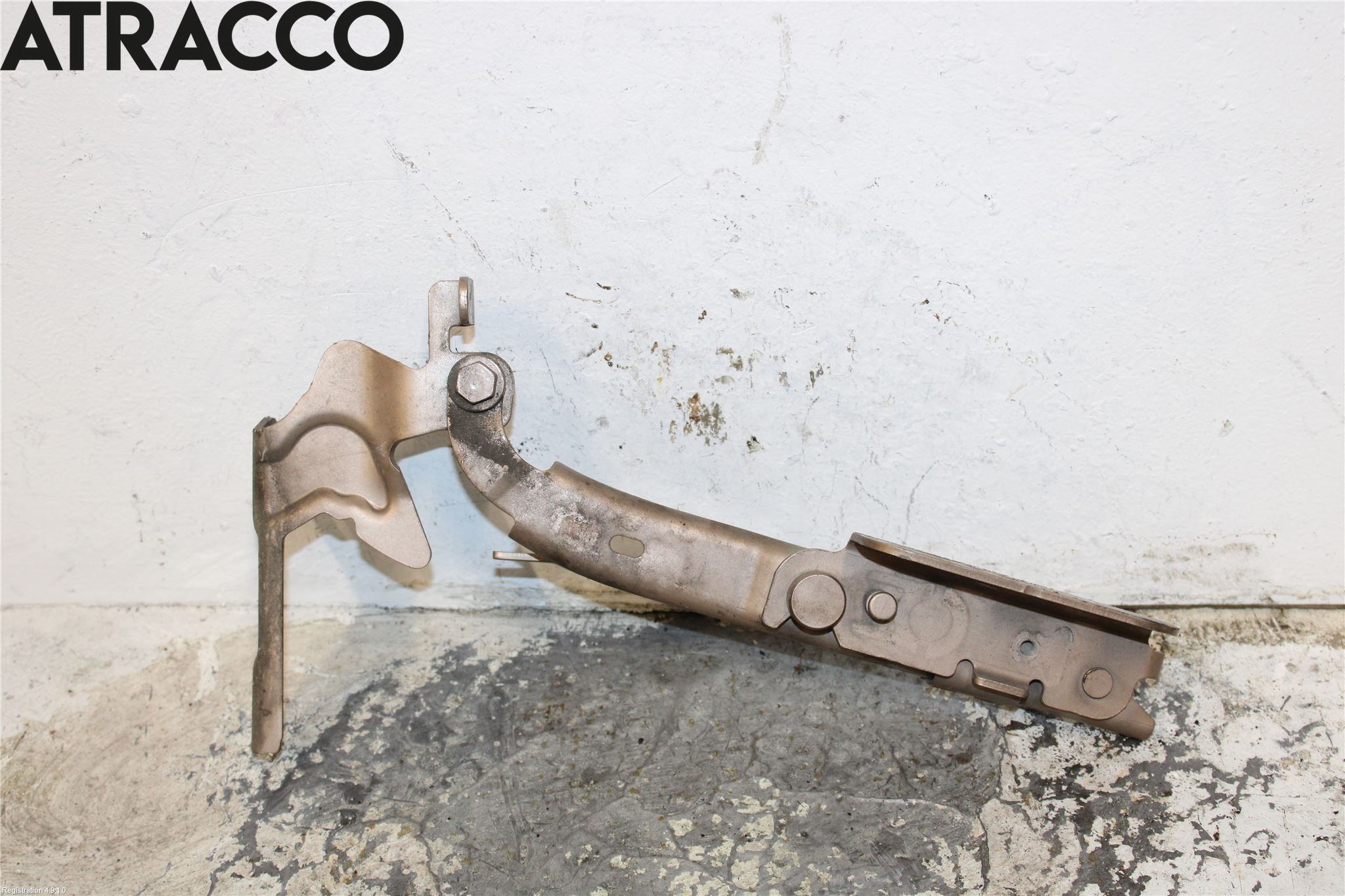 Volvo V40 12-19 Panser Hengsel - Hengsler