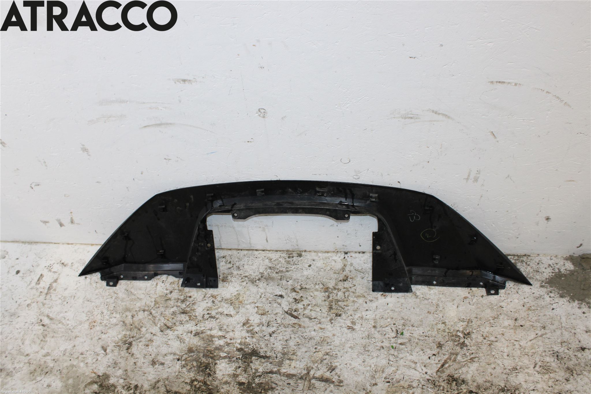 Nissan LEAF 18- Grilldel Midt