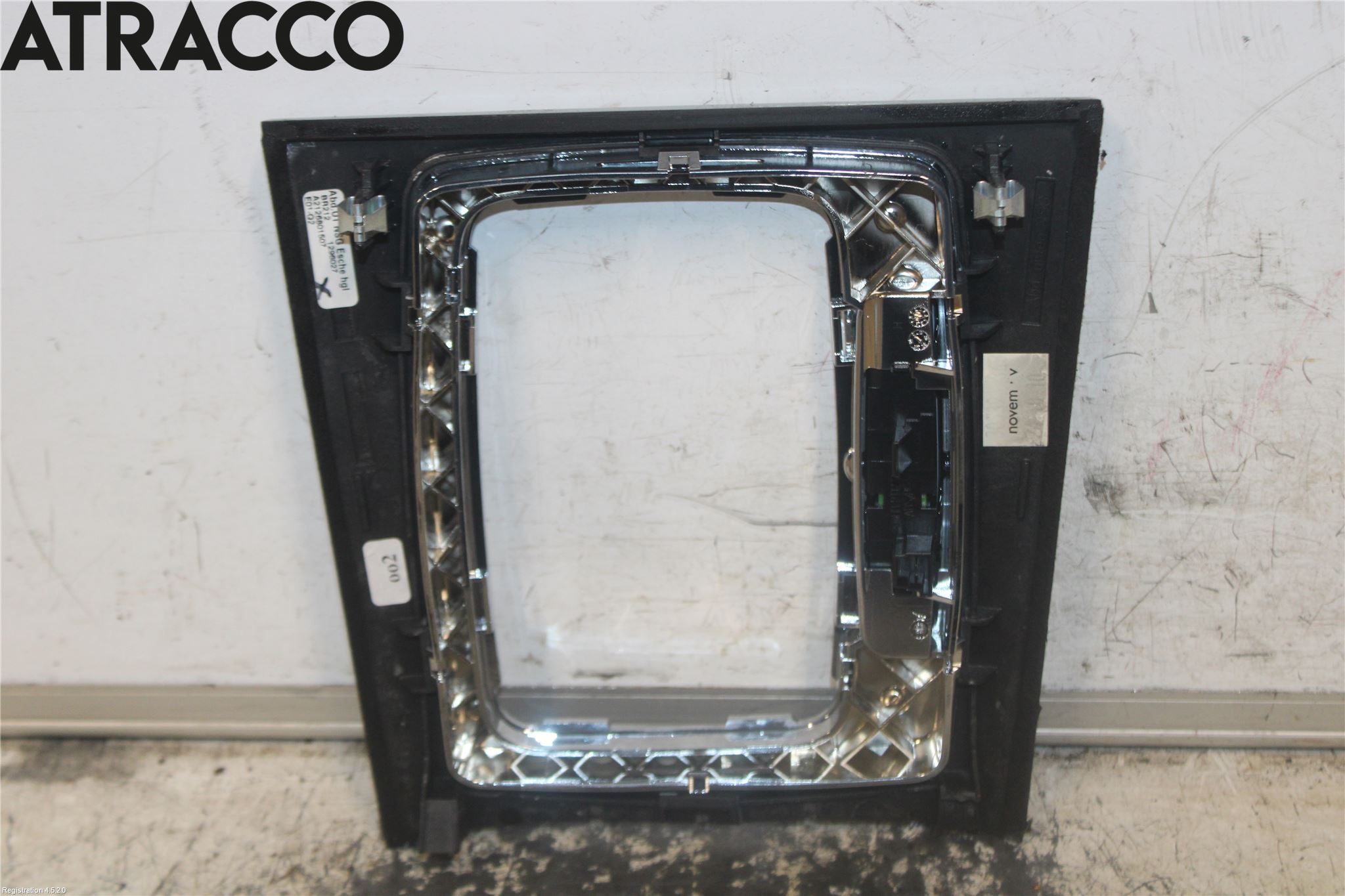 Mercedes-Benz MB E-KLASS (W212) 09-16 Inredning Sarg Växelspak