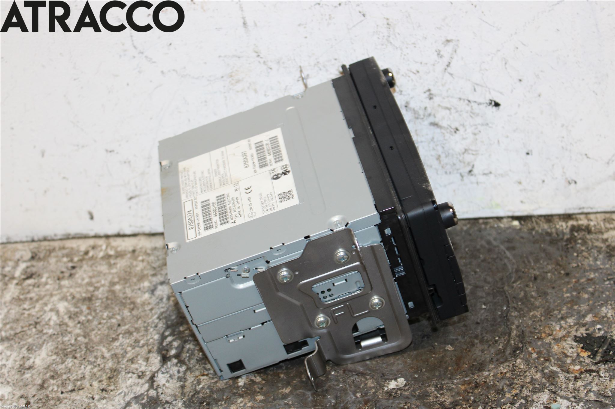 Mitsubishi OUTLANDER 13-21 Stereo Radio Med Cd