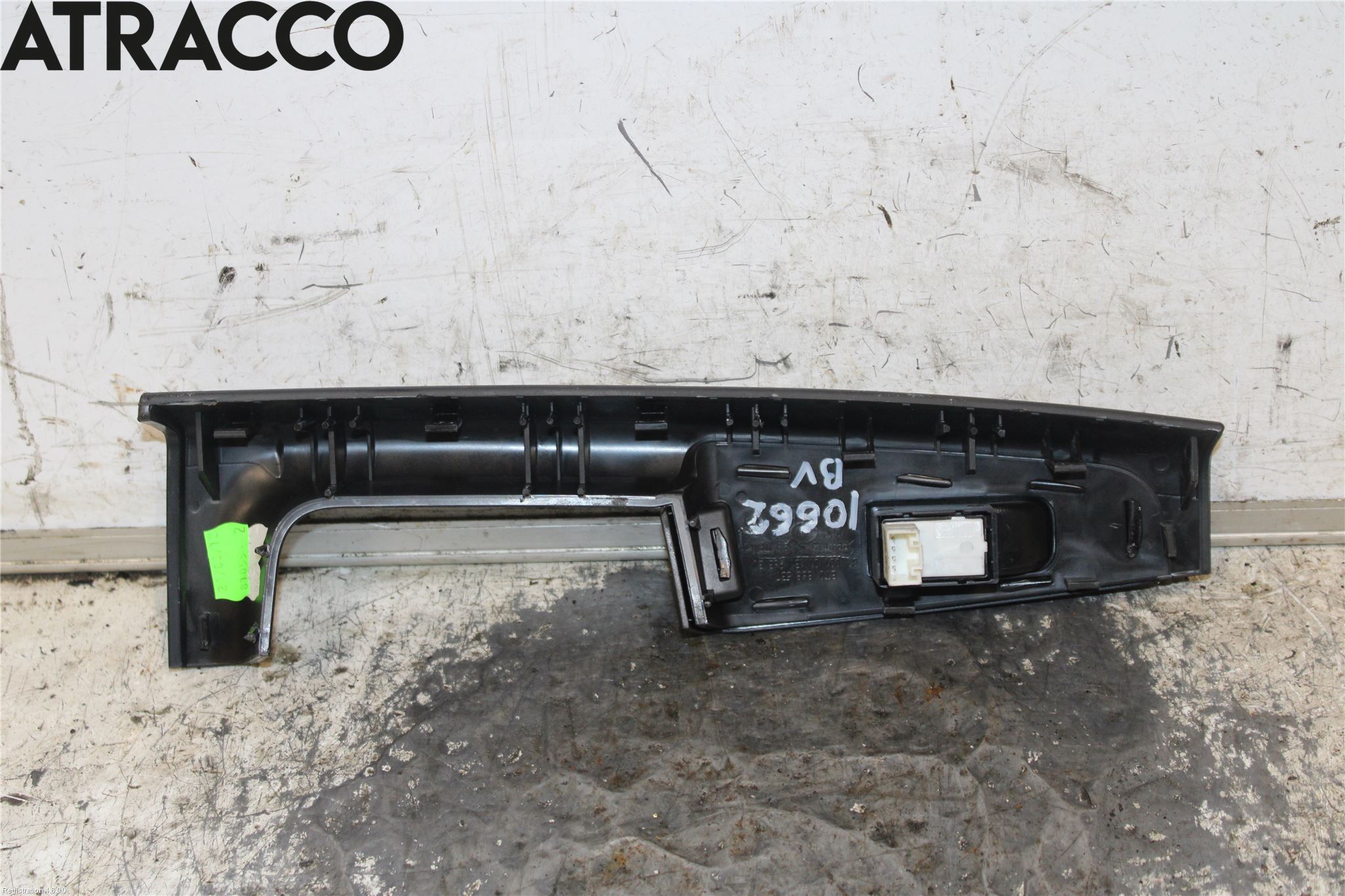 Skoda SUPERB 09-15 Bryter Vindusheis