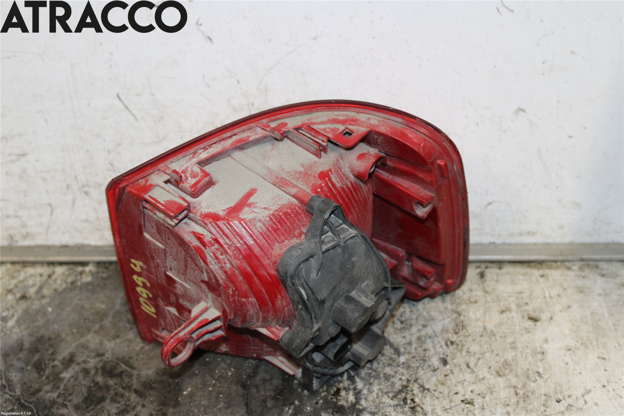 Volkswagen VW TOURAN 10-15 Baklykt Venstre