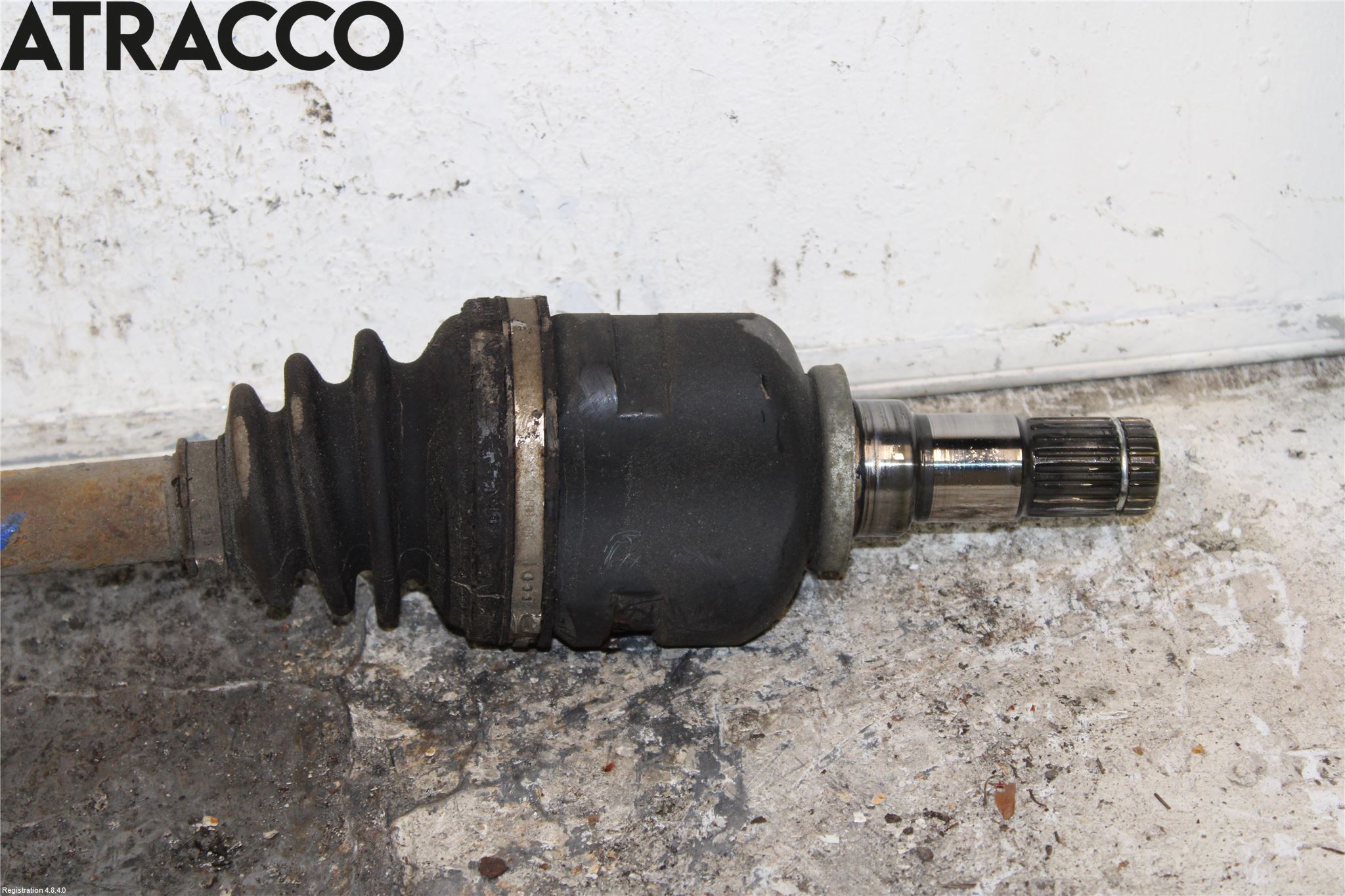 Toyota AURIS 10-12 Drivaksel Foran Kompl Venstre