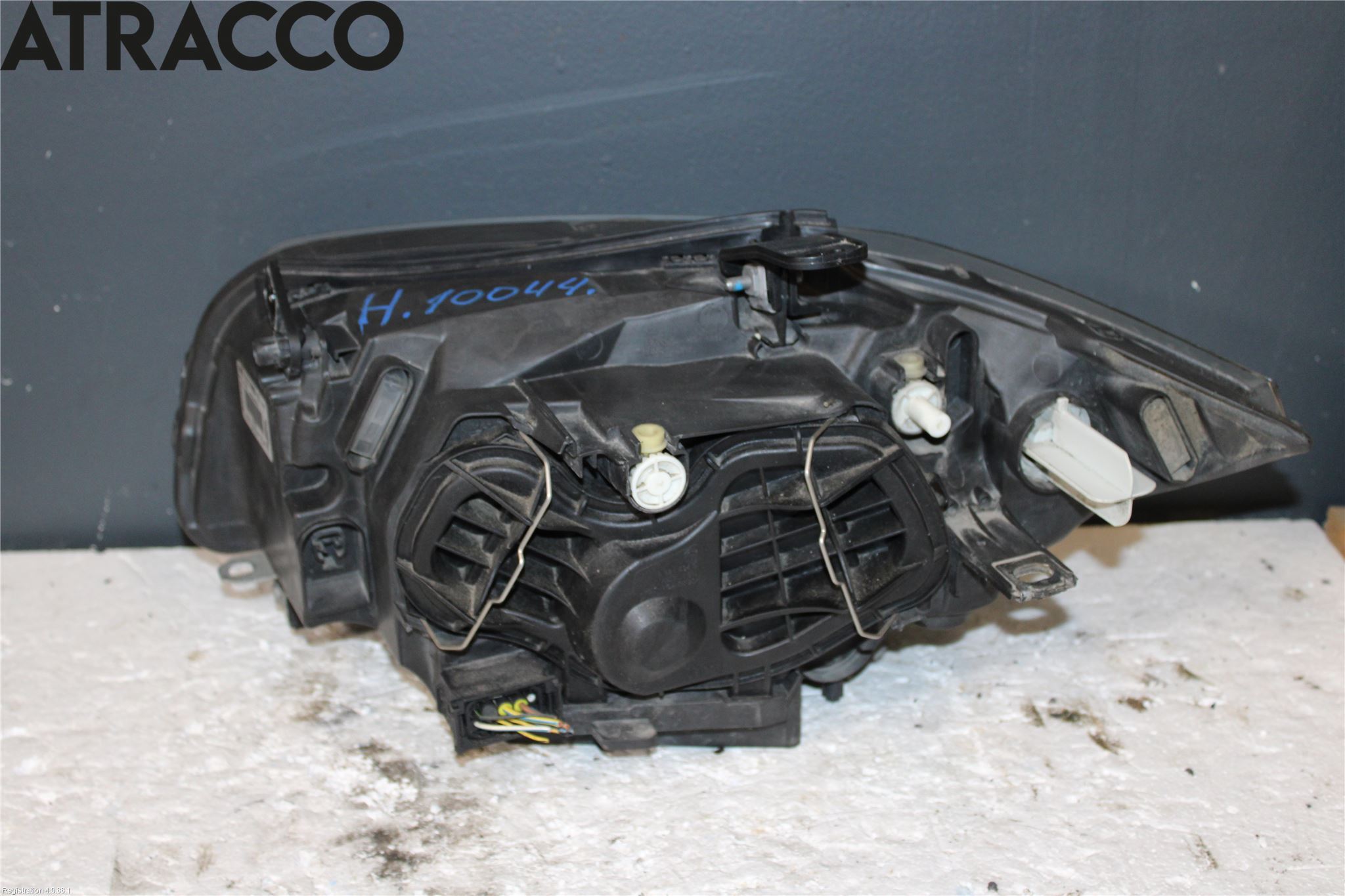 BMW 1 E87/81 5D/3D 03-11 Frontlykt Høyre