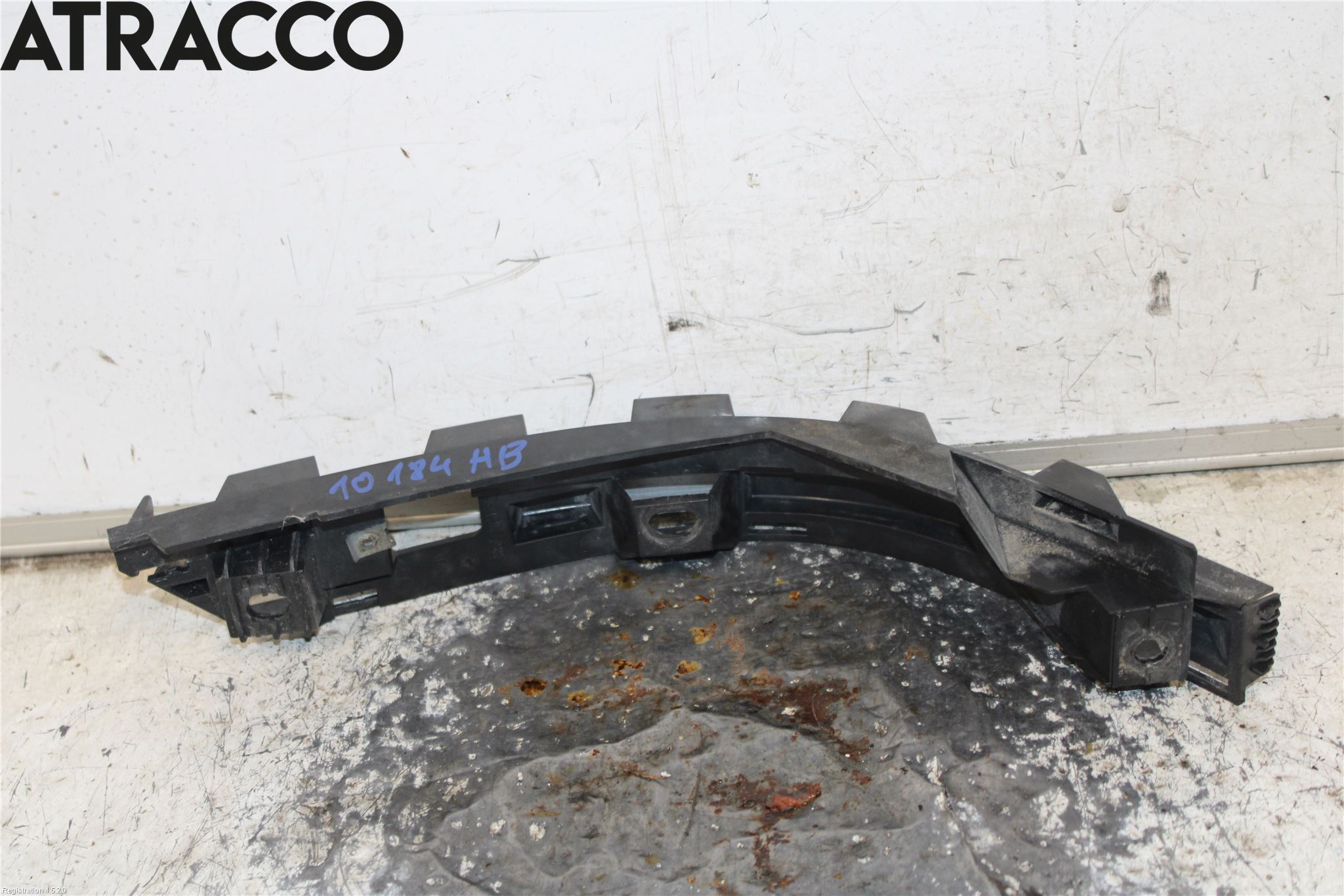 BMW 7 E65/66    00-08 Støtfangerfeste Bak Høyre