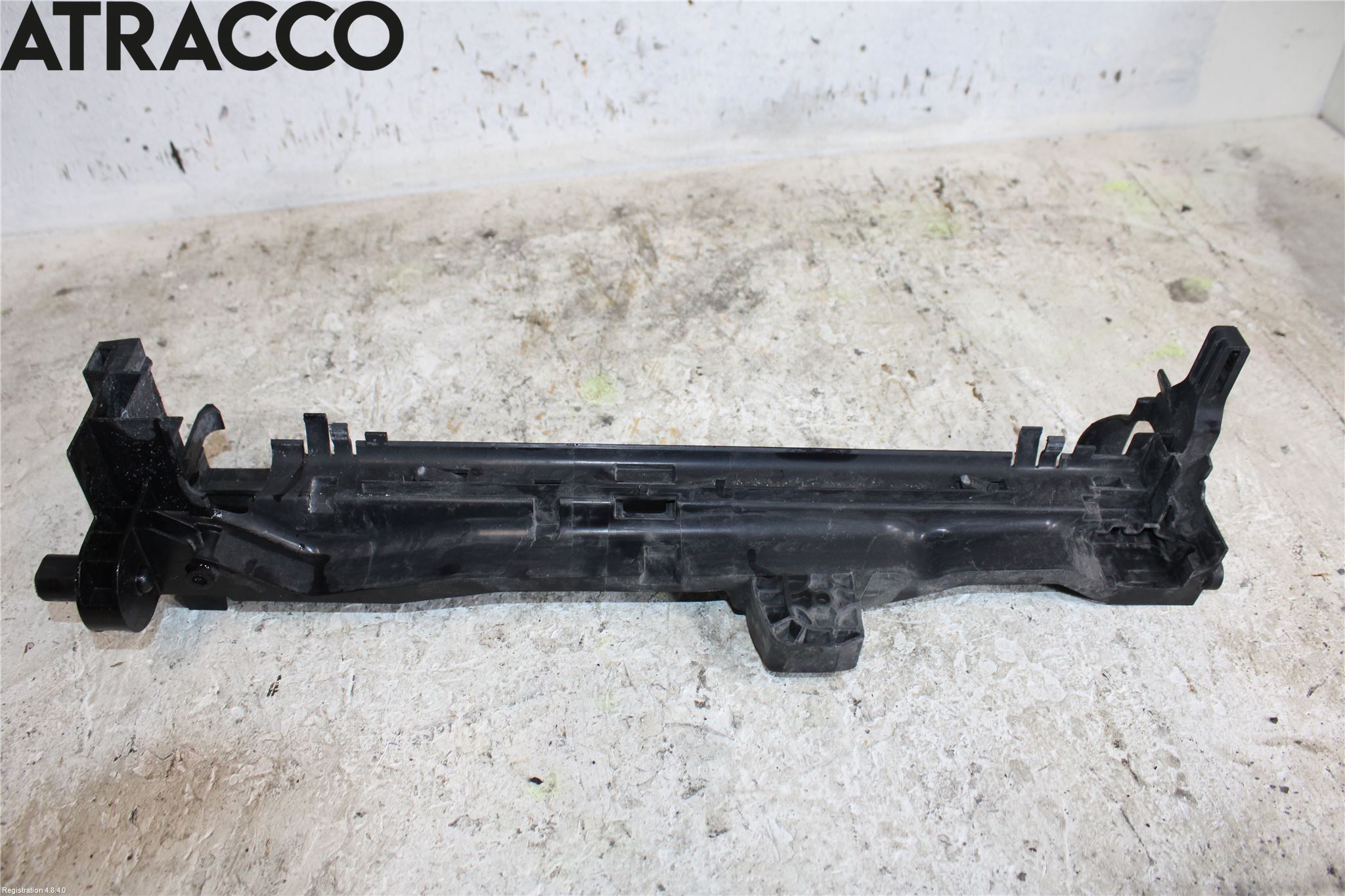 Mercedes-Benz MB C-KLASS (W205) 14-21 Radiator Feste - Ramme - Bjelk