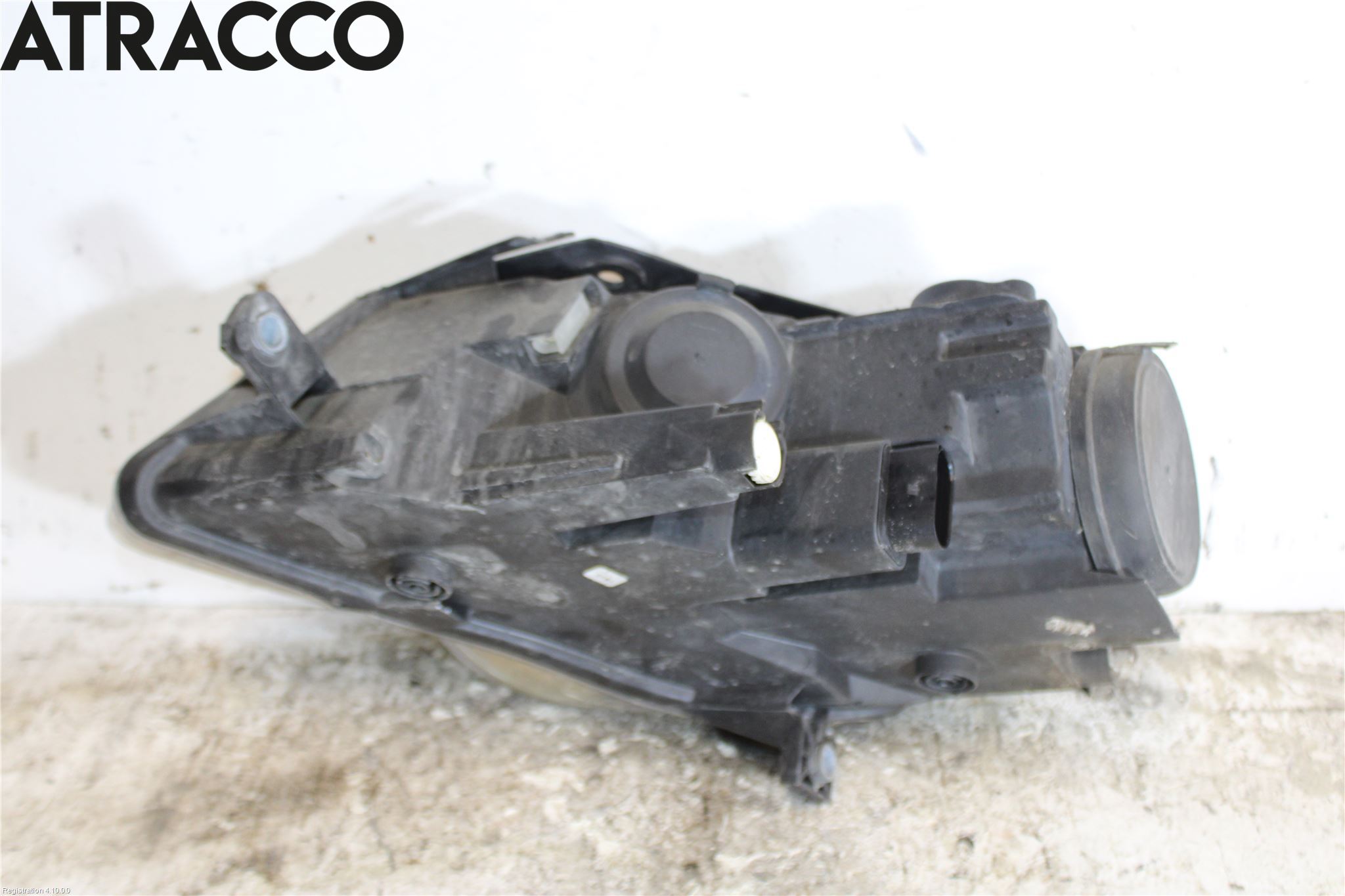 Volkswagen VW PASSAT 05-11 Frontlykt Høyre