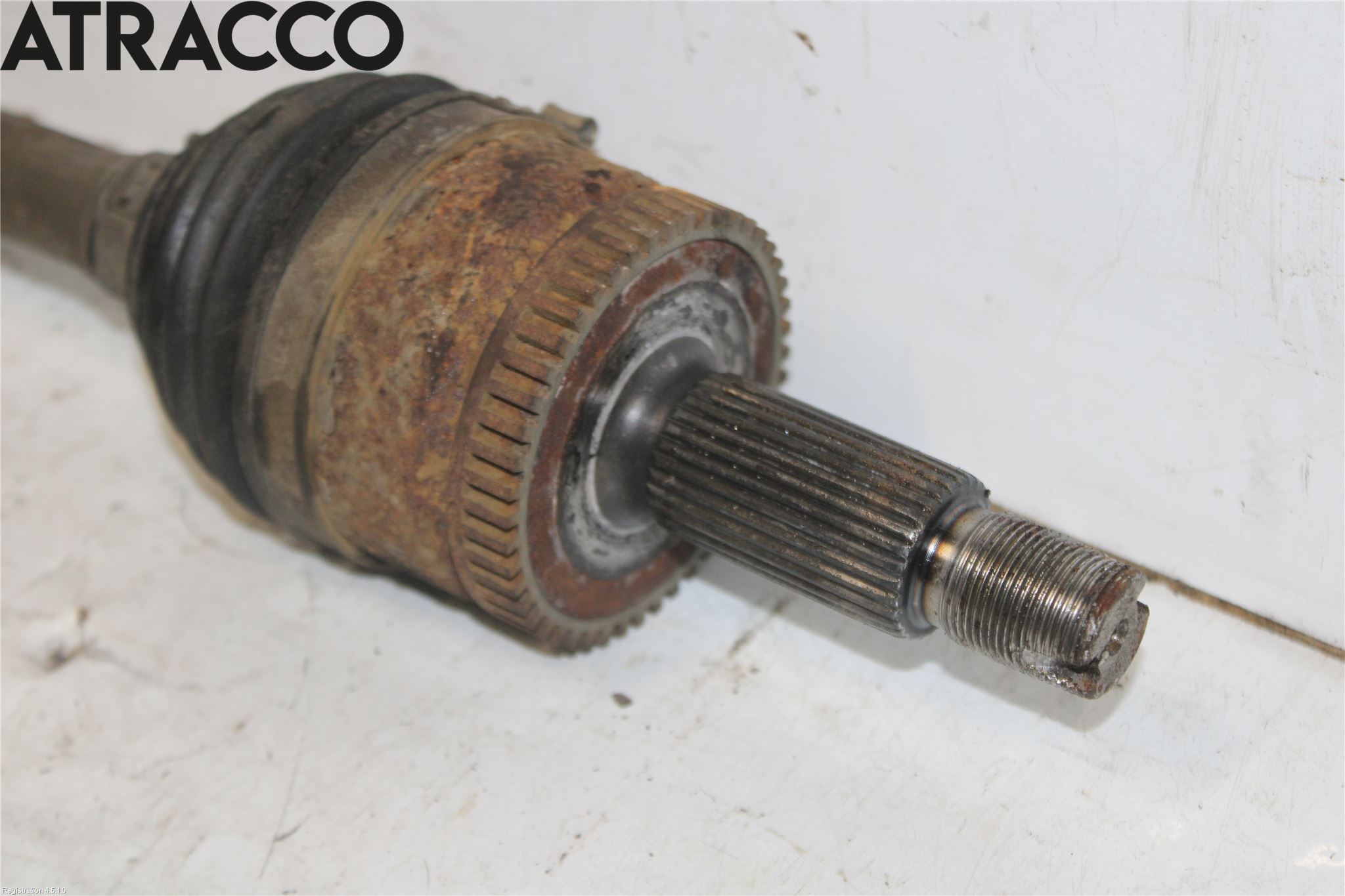 Hyundai TUCSON 05- Drivaksel Foran Kompl Venstre