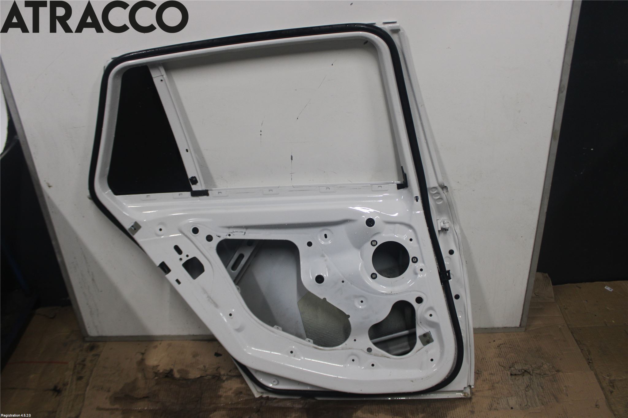 BMW 3 F30/F31/F80 12-19 Dør 4D Bak Venstre