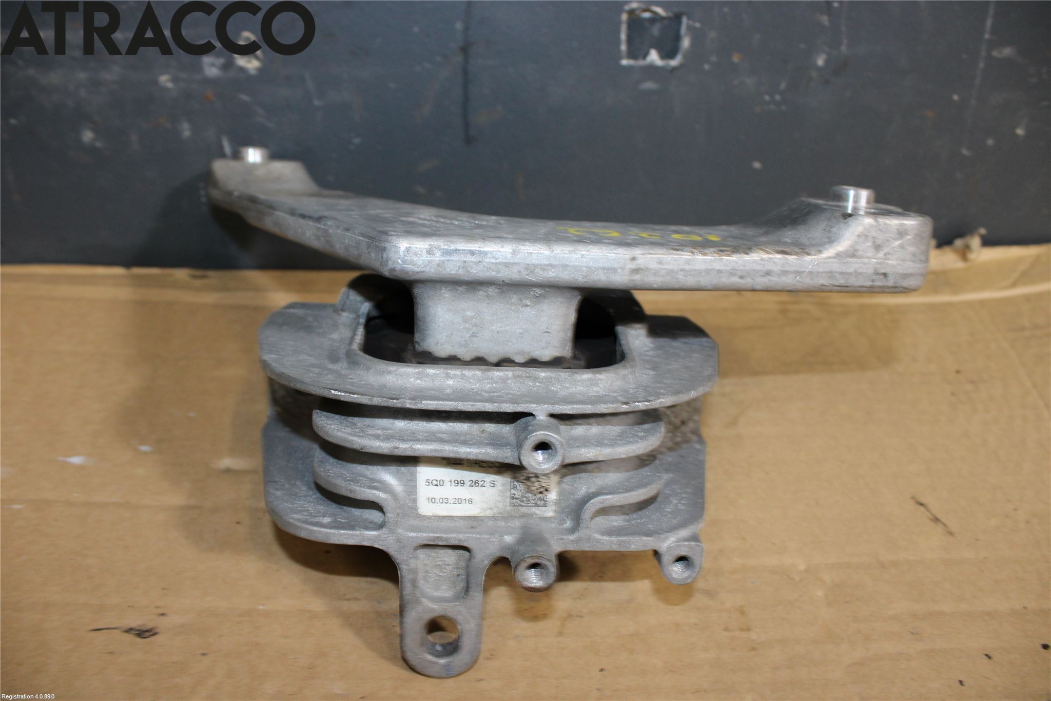 Volkswagen VW GOLF / E-GOLF VII 13-20 Motor Feste Stål-Alu