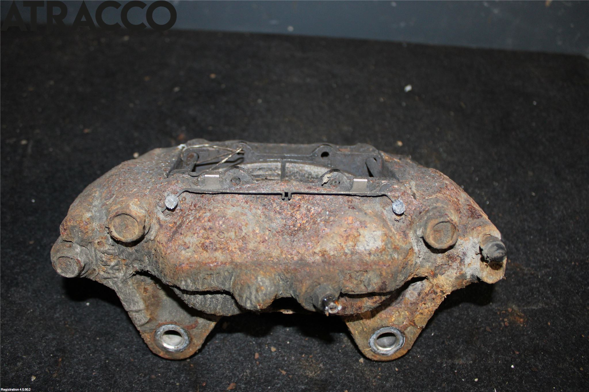 Toyota LANDCRUISER Bremsecaliper Foran Venstre