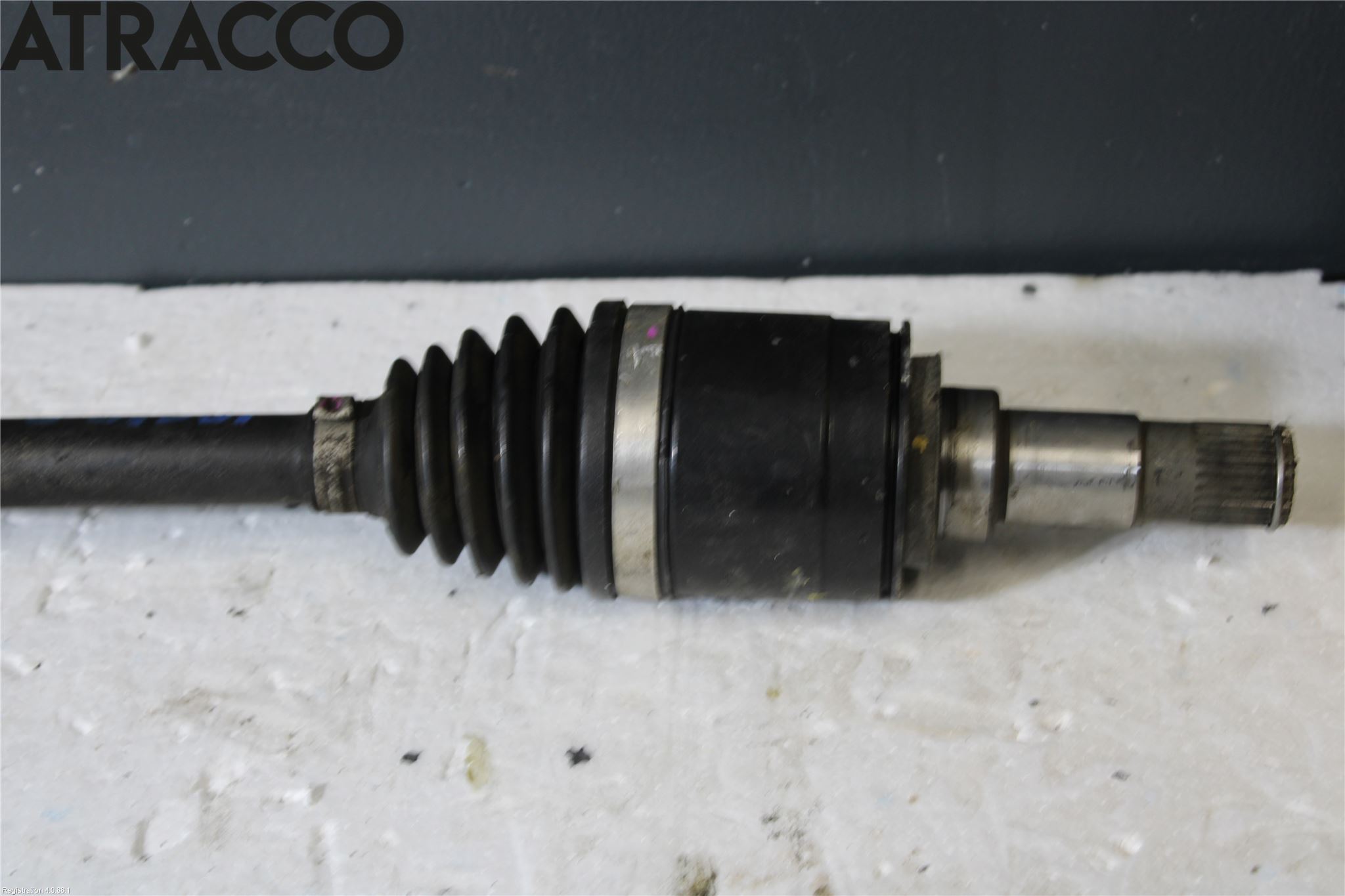 BMW 2 F45 Active Tourer 14-21 Drivaksel Bak Kompl Høyre